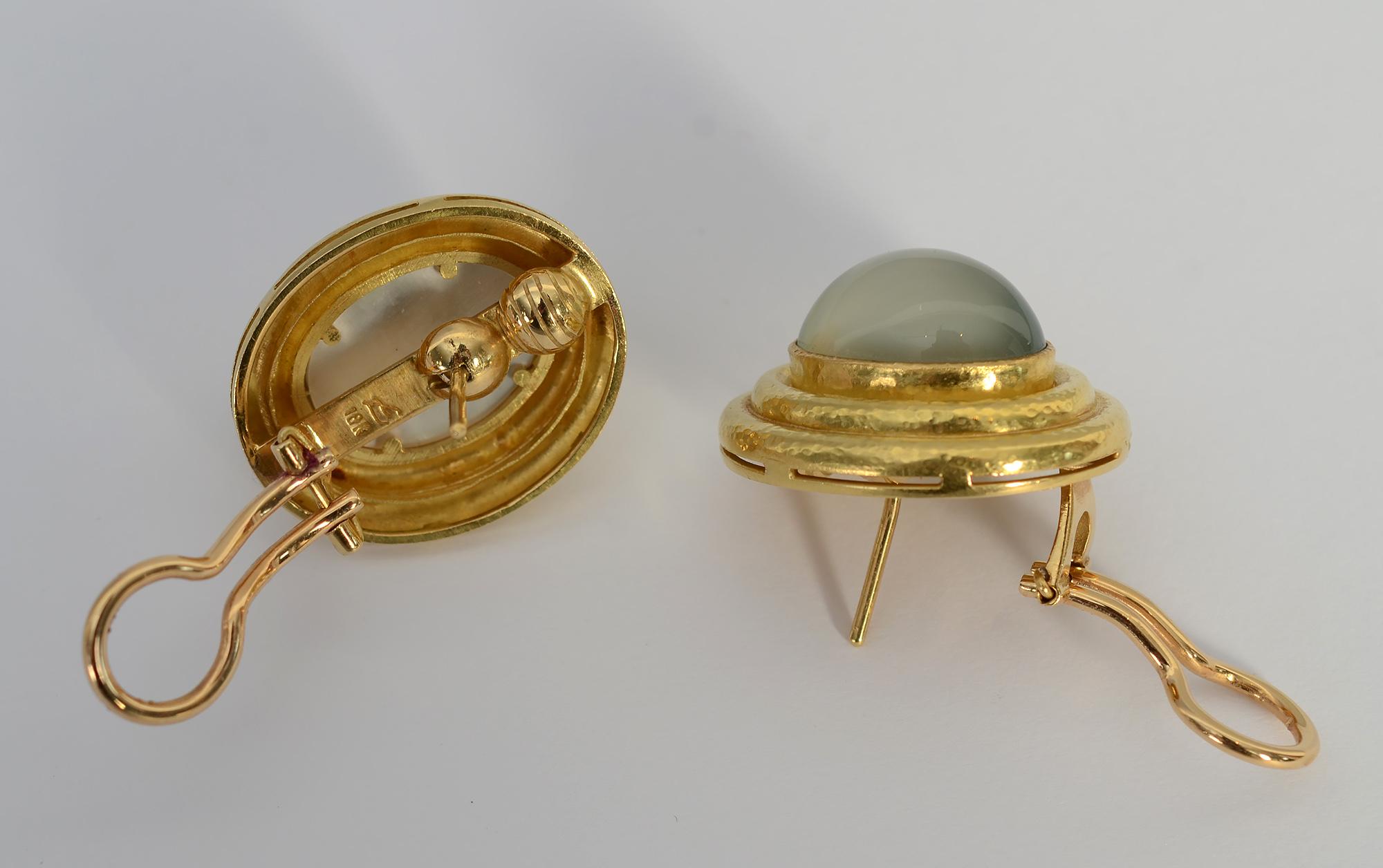 Elizabeth Locke Moonstone Earrings In Excellent Condition In Darnestown, MD
