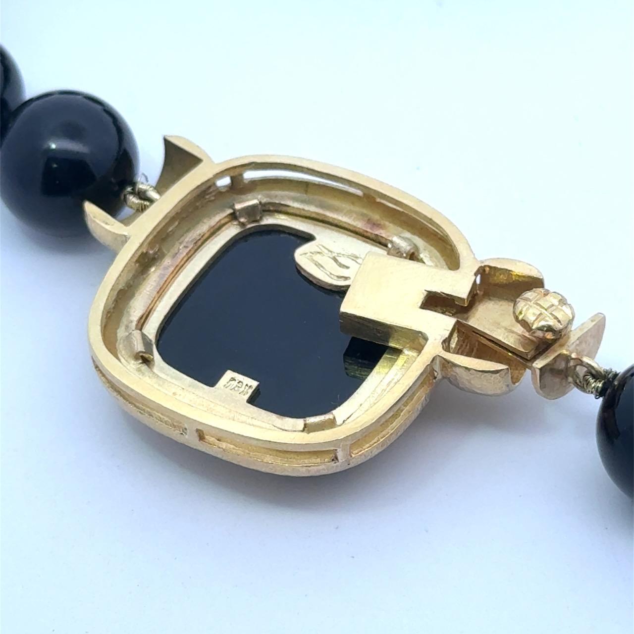 Elizabeth Locke Onyx Bee 18K Gold Necklace For Sale 3