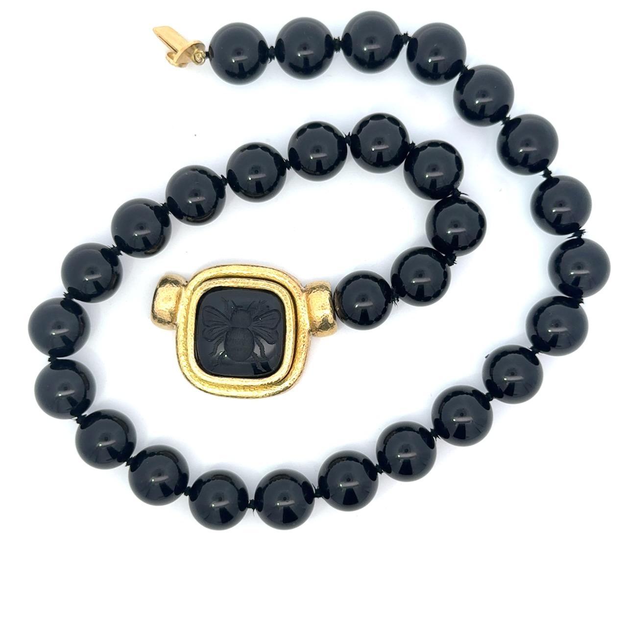 Elizabeth Locke Onyx Bee 18K Gold Necklace For Sale 4