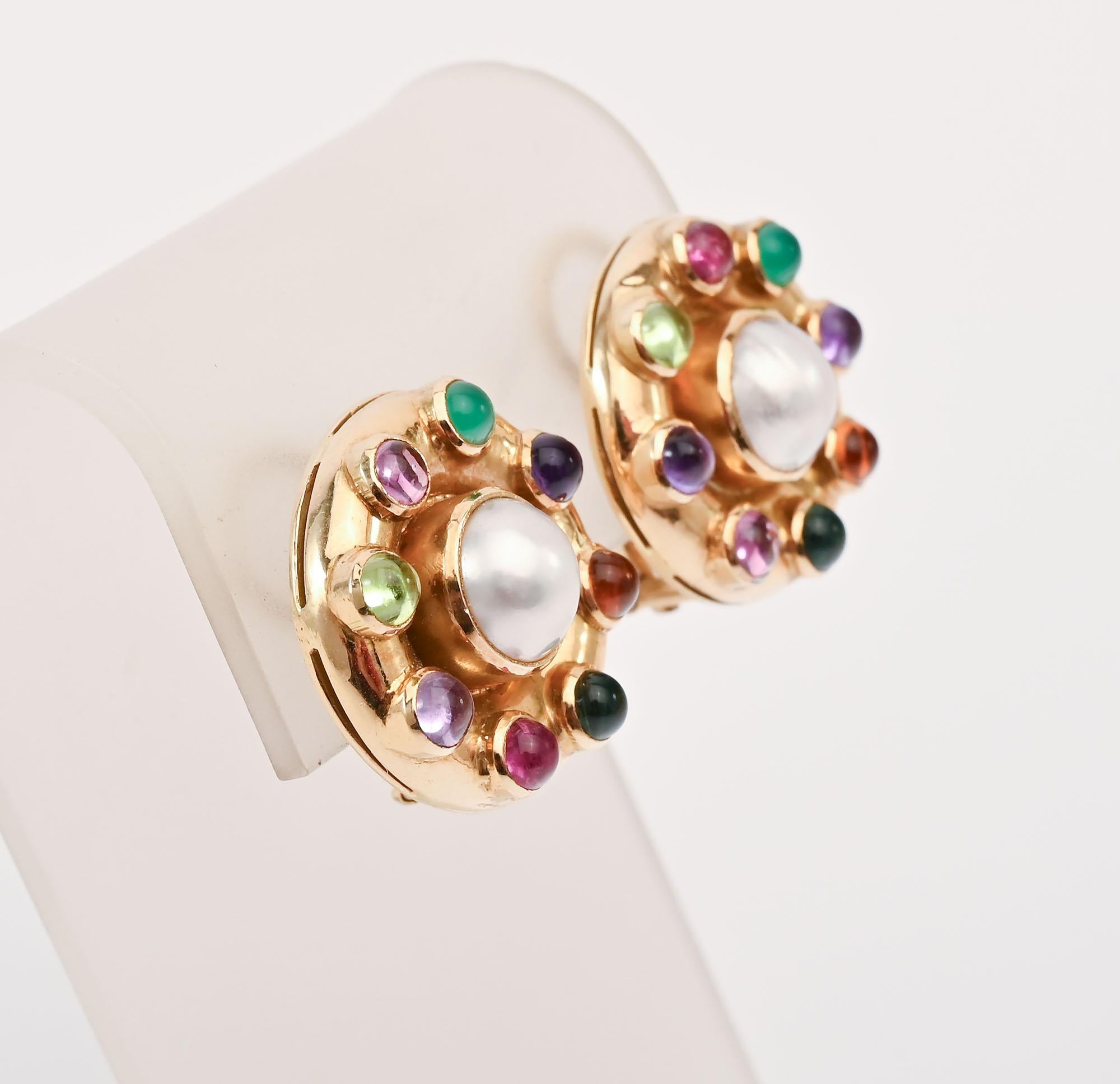 Modern Elizabeth Locke Pearl and Multigem Round Earrings For Sale