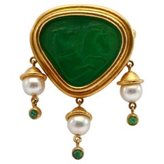 Elizabeth Locke Pendant/ Brooch with Prancing Horses