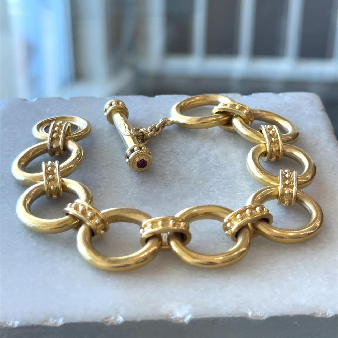 Elizabeth Locke - Bracelet en or 18 carats avec chaîne à maillons en forme de rubis Unisexe en vente