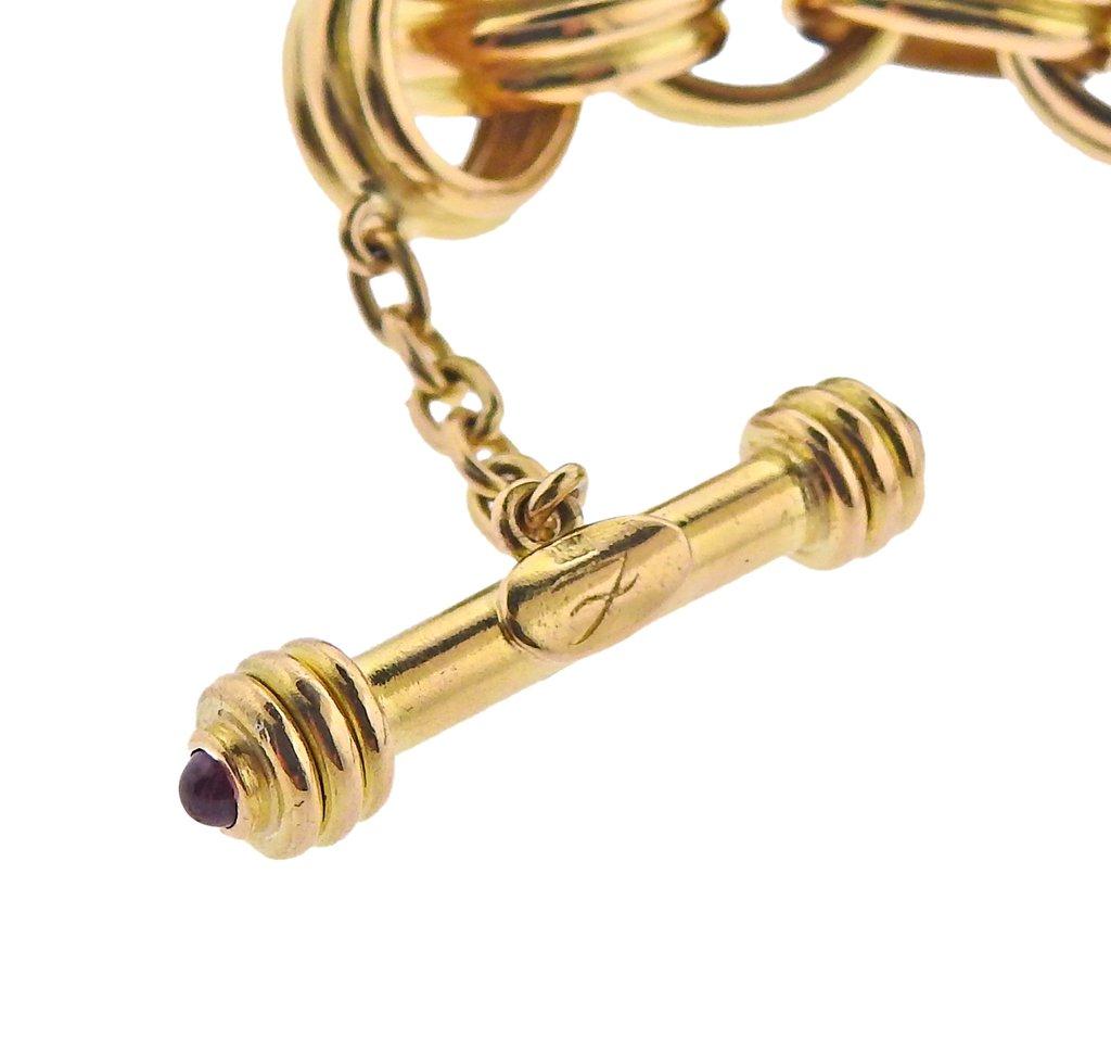 Elizabeth Locke Ruby Toggle Oval Link Gold Bracelet In Excellent Condition In Lambertville, NJ