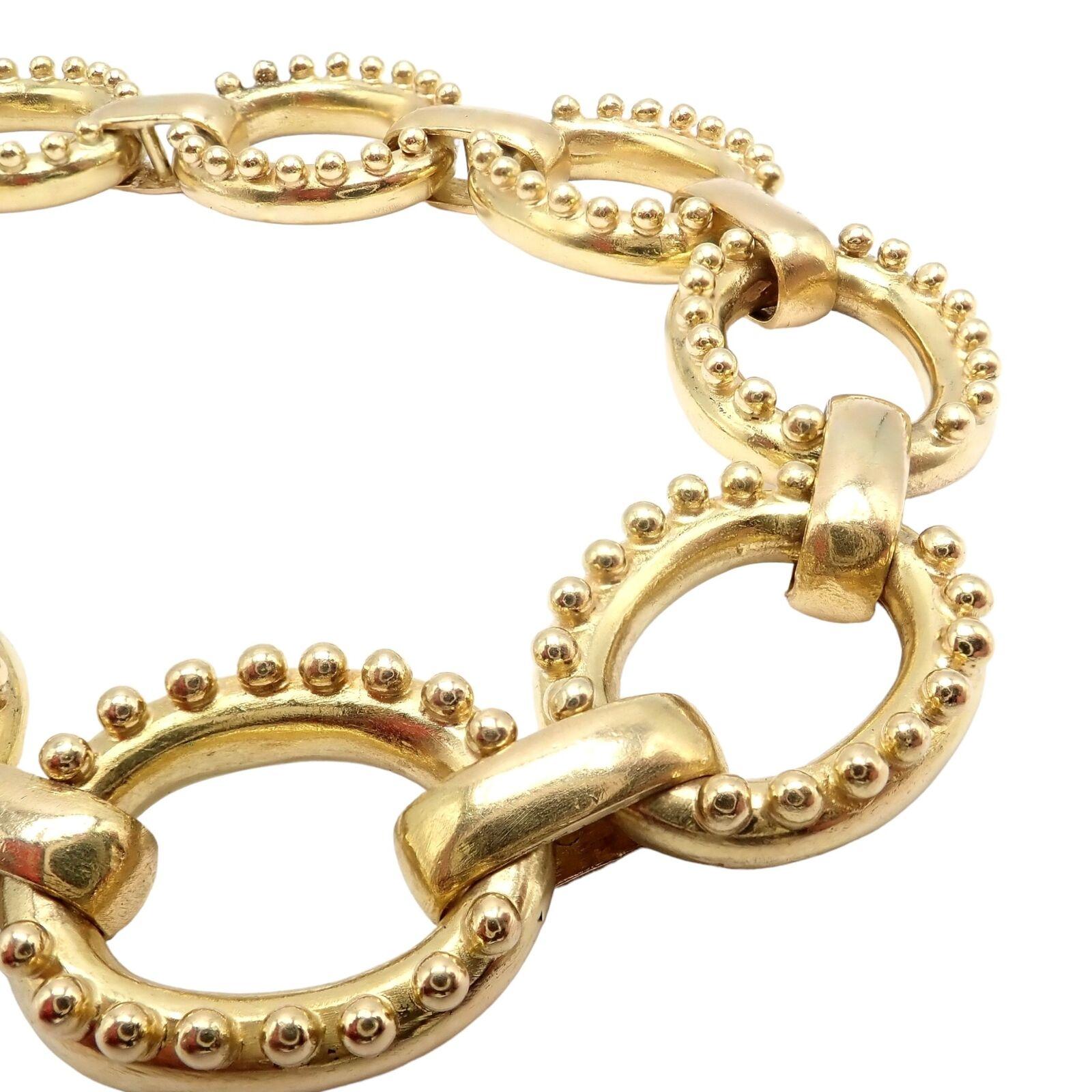 Elizabeth Locke Sapphire Toggle Hammered Medium Yellow Gold Link Bracelet (Cabochon) im Angebot
