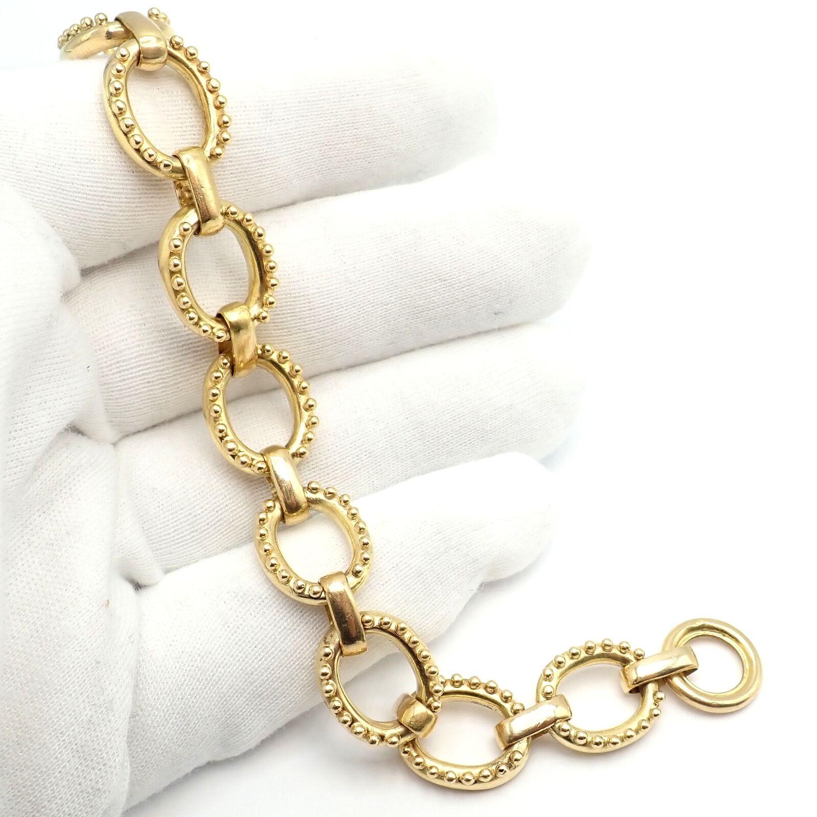 Elizabeth Locke Sapphire Toggle Hammered Medium Yellow Gold Link Bracelet For Sale 1