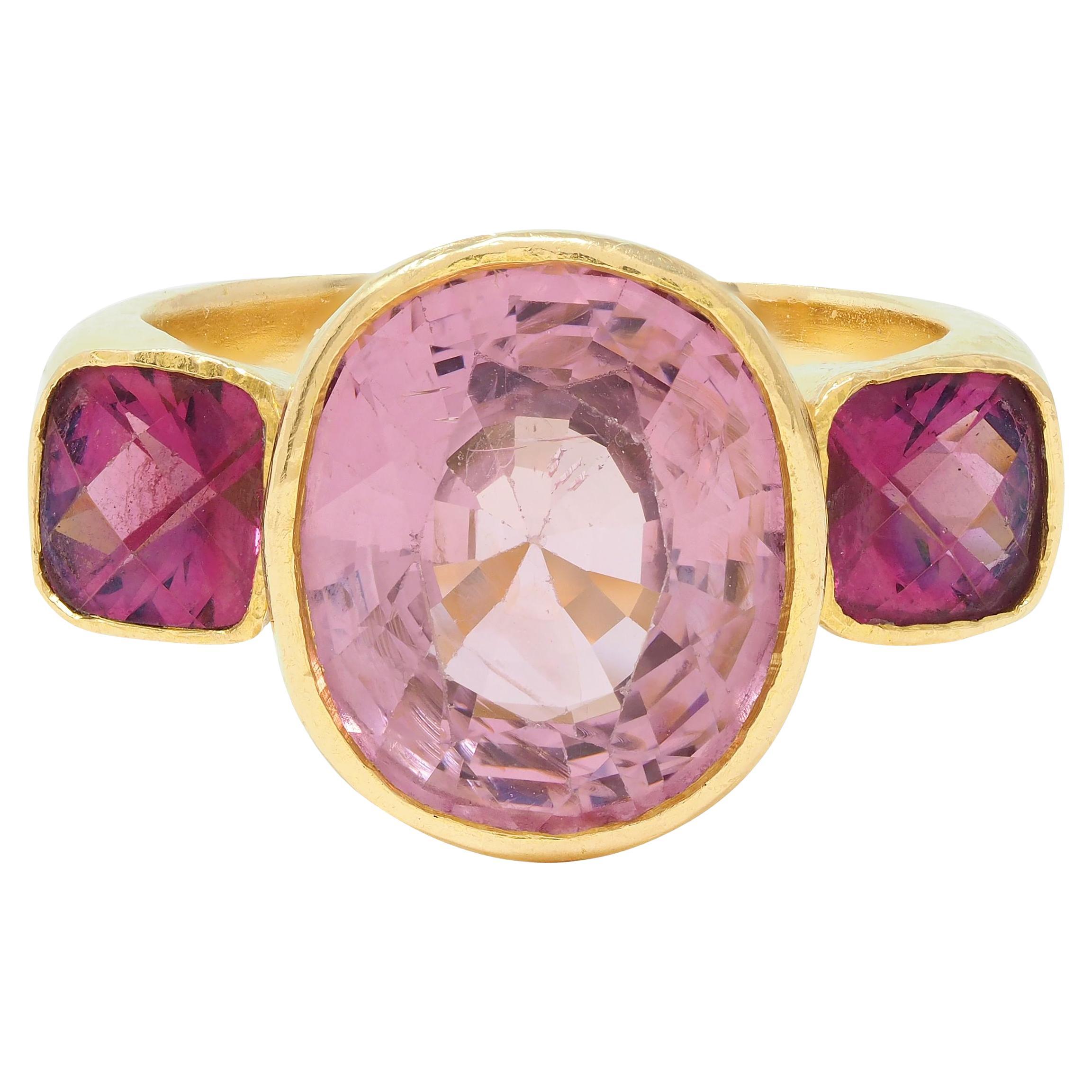 Elizabeth Locke Spinel Rhodolite Garnet 19 Karat Hammered Gold Gemstone Ring For Sale