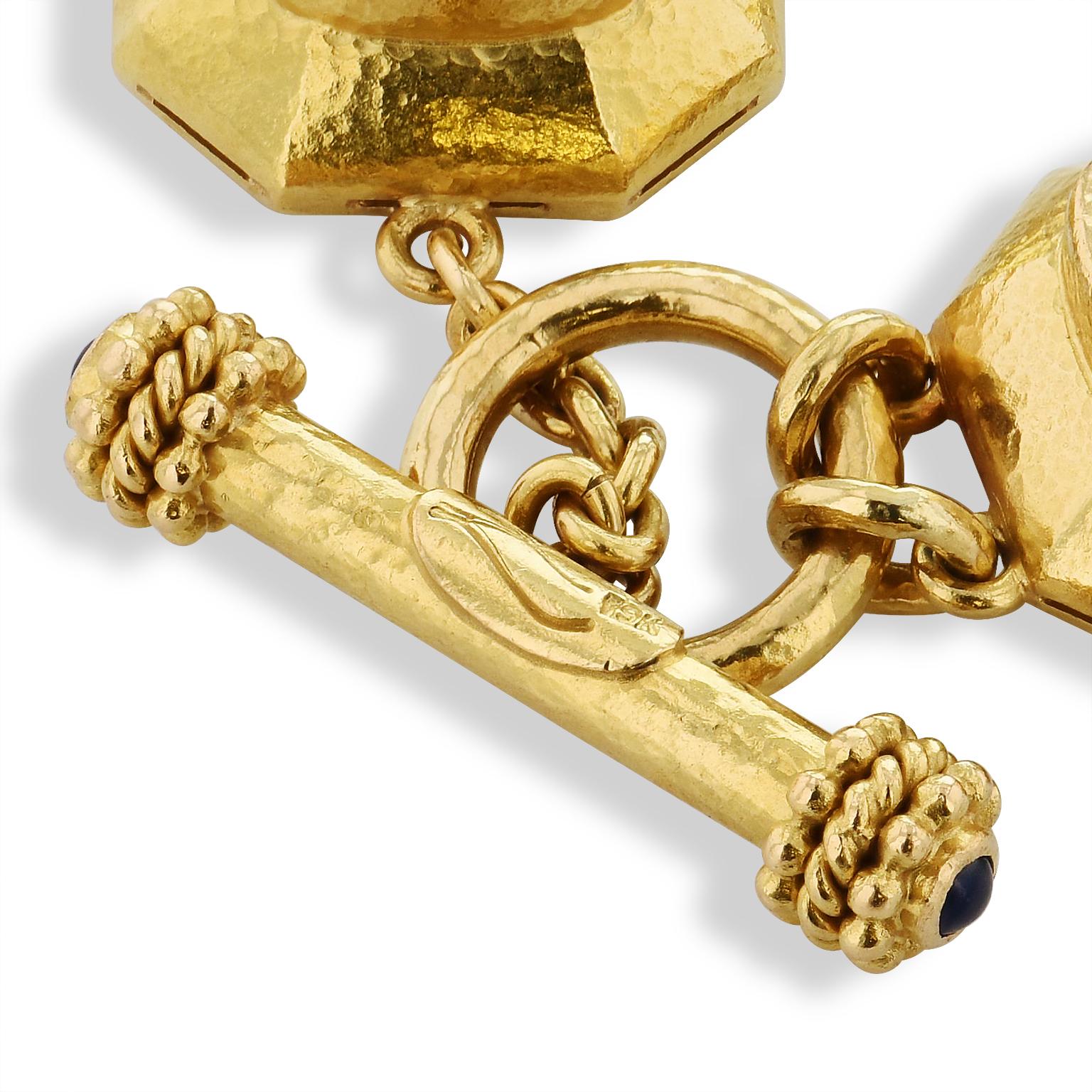 Elizabeth Locke Venetian Glass Animal Intaglio Yellow Gold Toggle Bracelet 19 kt In Excellent Condition In Miami, FL