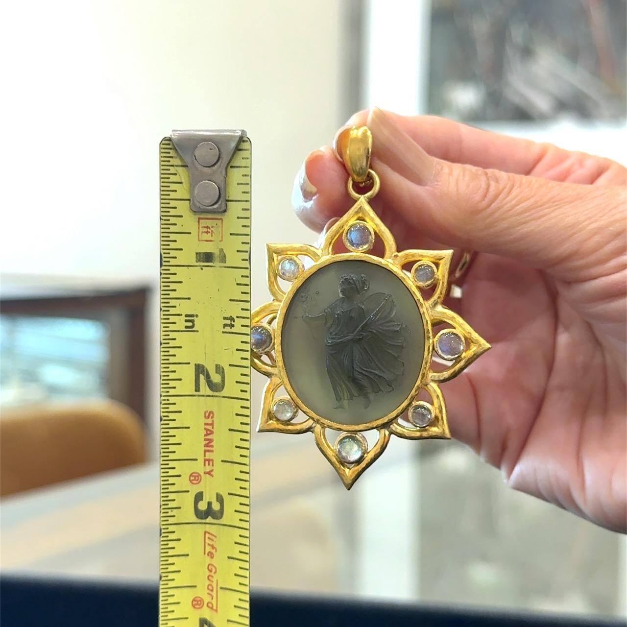 Elizabeth Locke Venetian Glass Goddess Flora 18K Gold Large Pendant For Sale 11