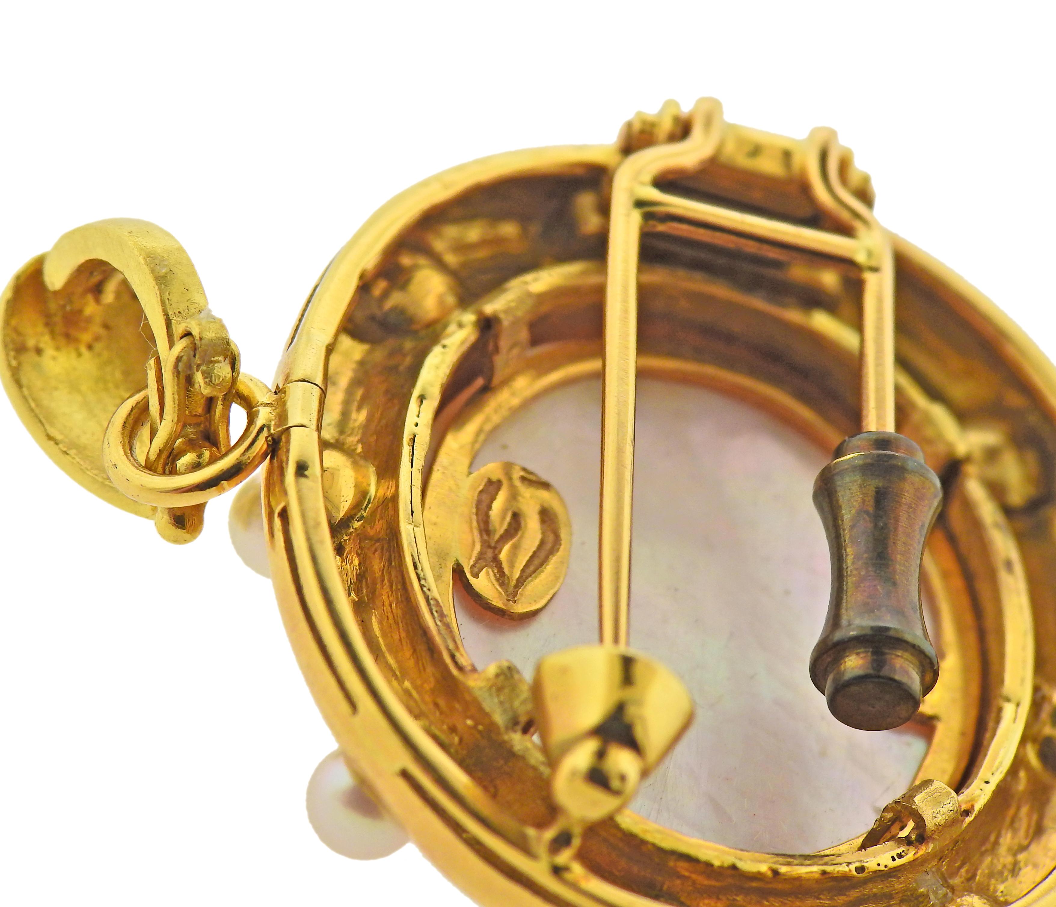 Round Cut Elizabeth Locke Venetian Glass Intaglio Pearl Gold Pendant Brooch