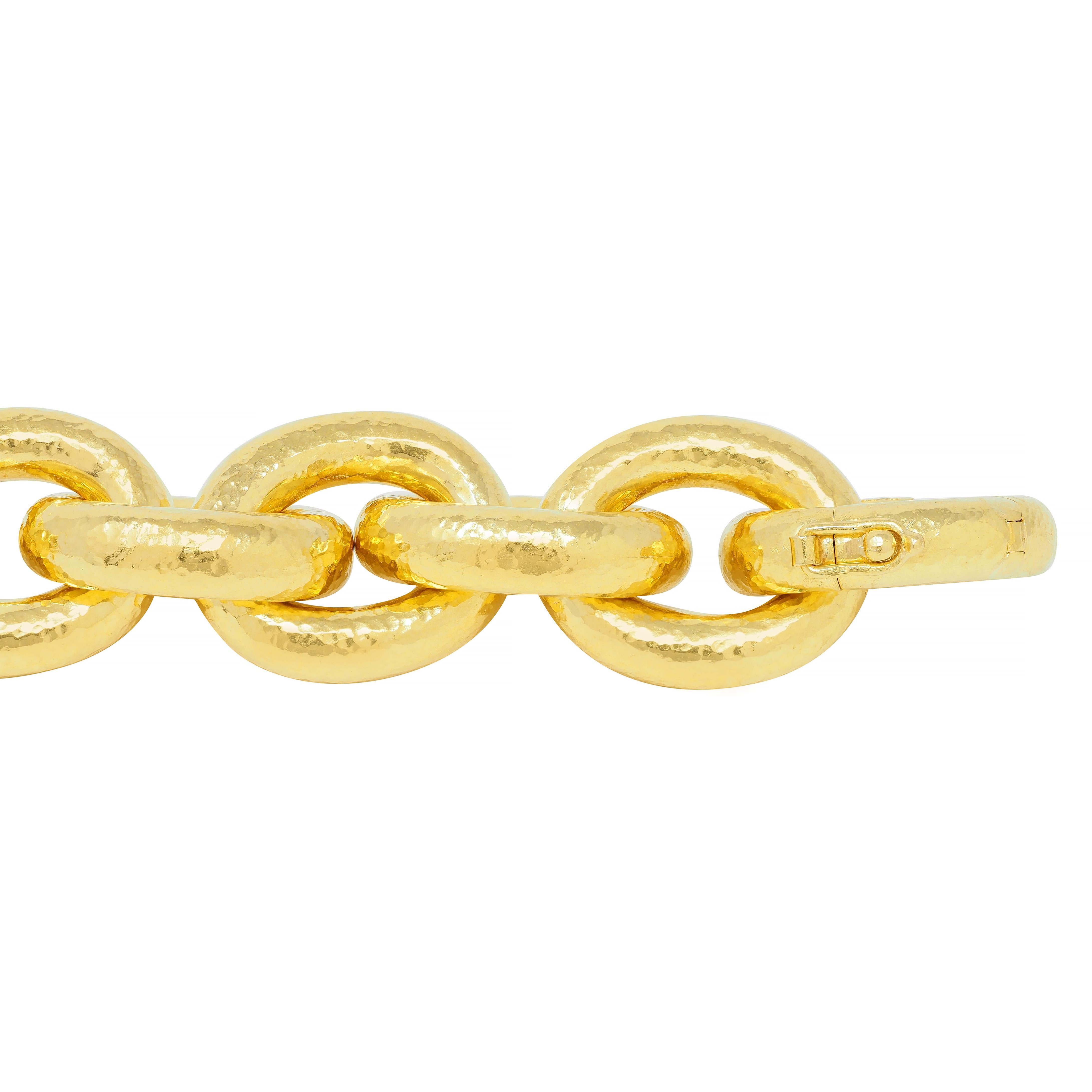 Women's or Men's Elizabeth Locke Vintage 19 Karat Yellow Gold Hammered Link Bracelet For Sale