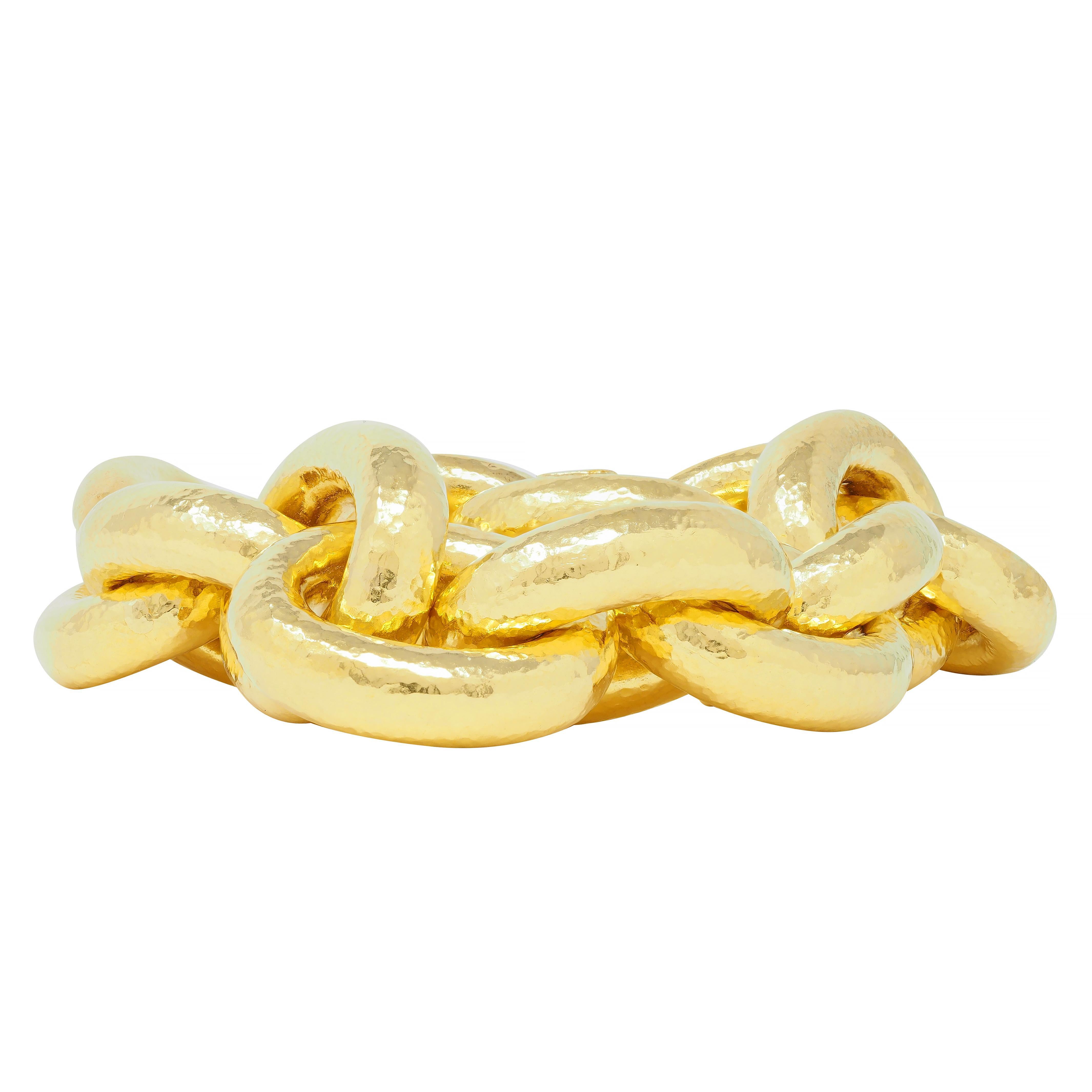 Elizabeth Locke Vintage 19 Karat Yellow Gold Hammered Link Bracelet For Sale 4