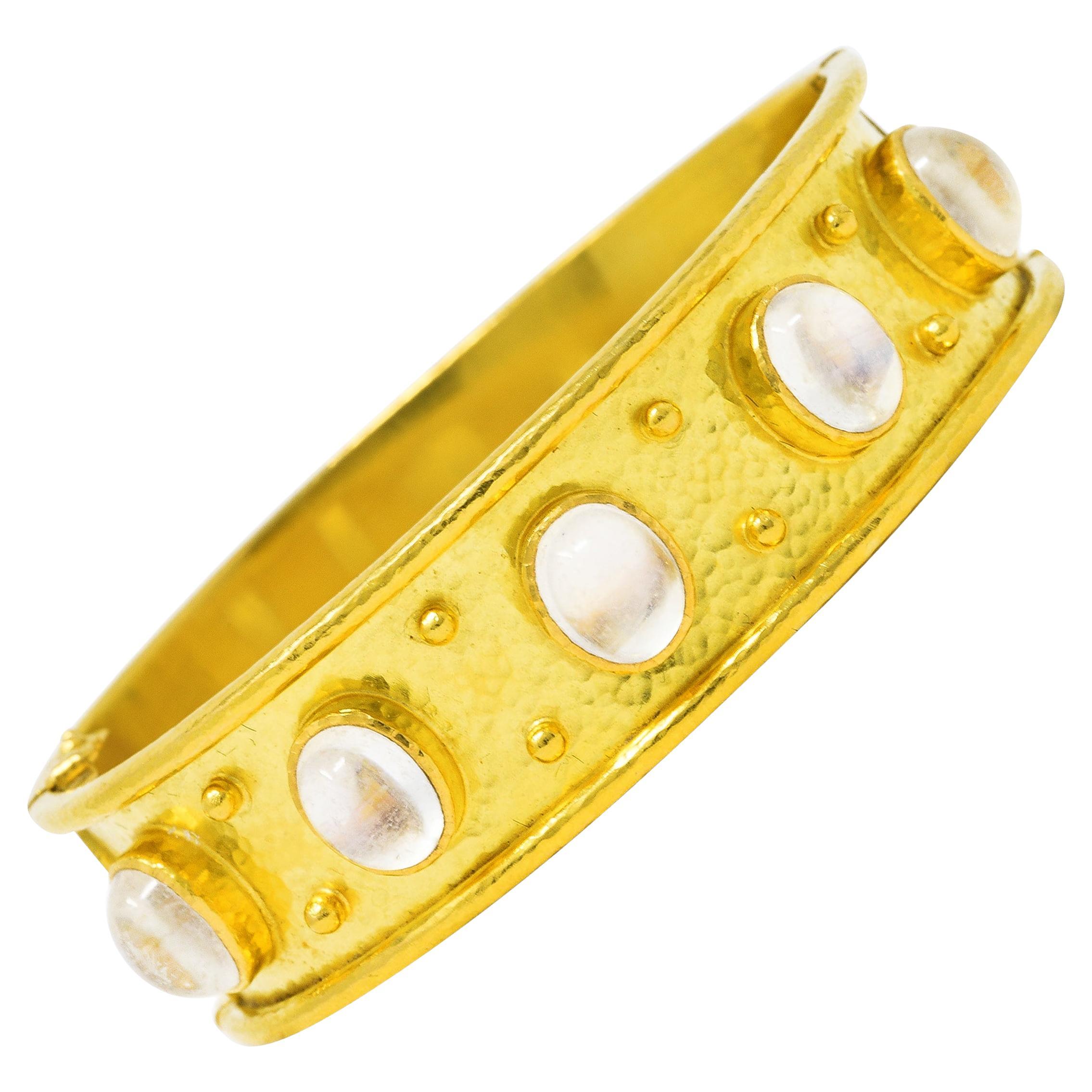 Elizabeth Locke Vintage Moonstone 19 Karat Yellow Gold Hammered Bangle Bracelet