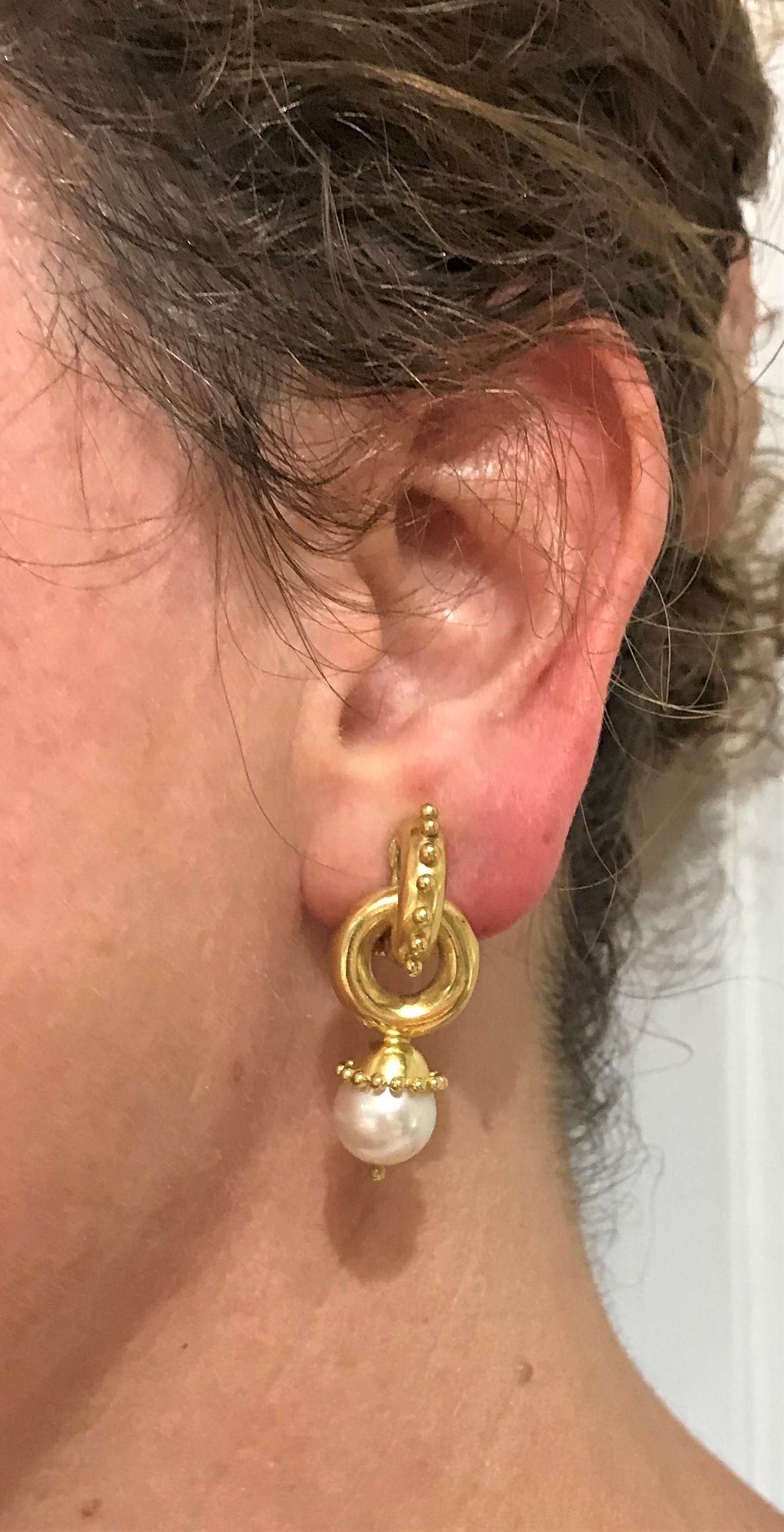 Elizabeth Locke White Pearl Drop Earring in 19 Karat Gold 3