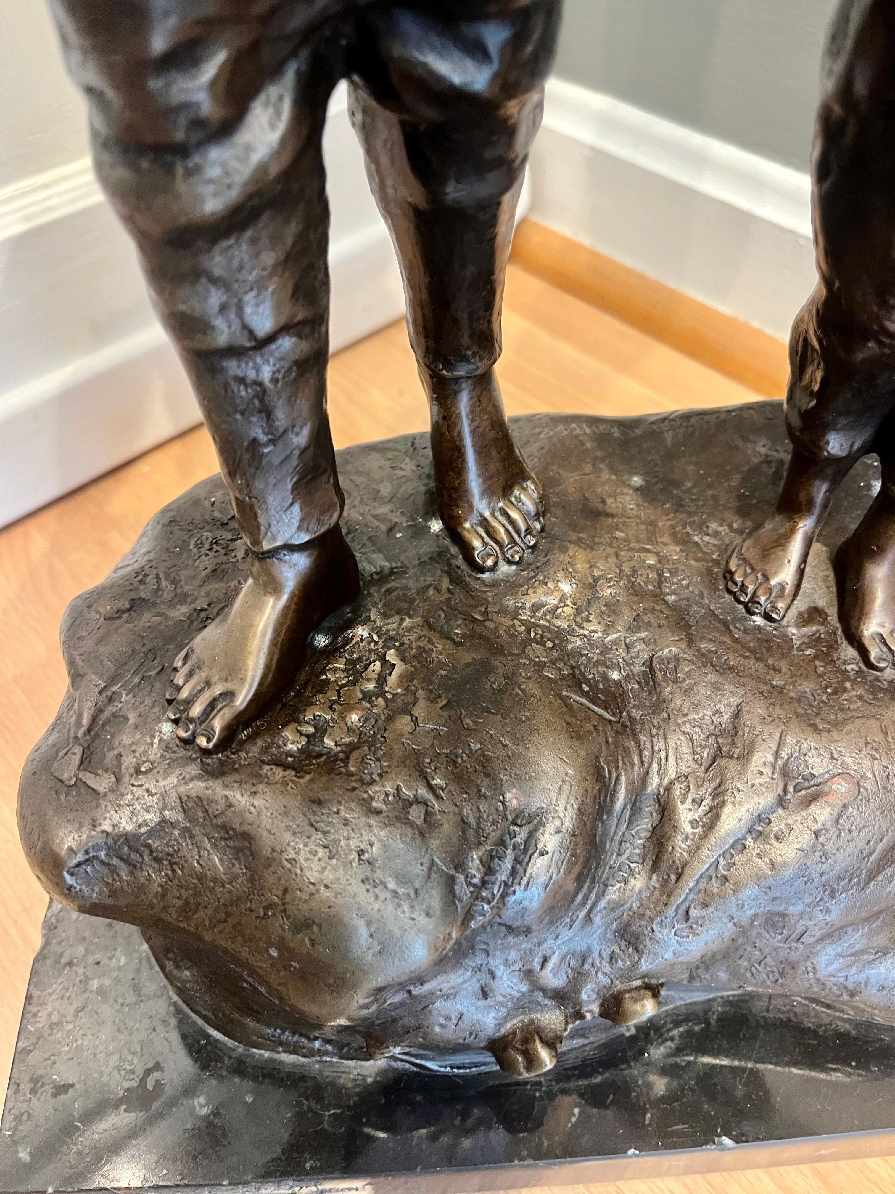 Fisher Girl of Picardy Bronzo - Sculpture di Elizabeth Nourse