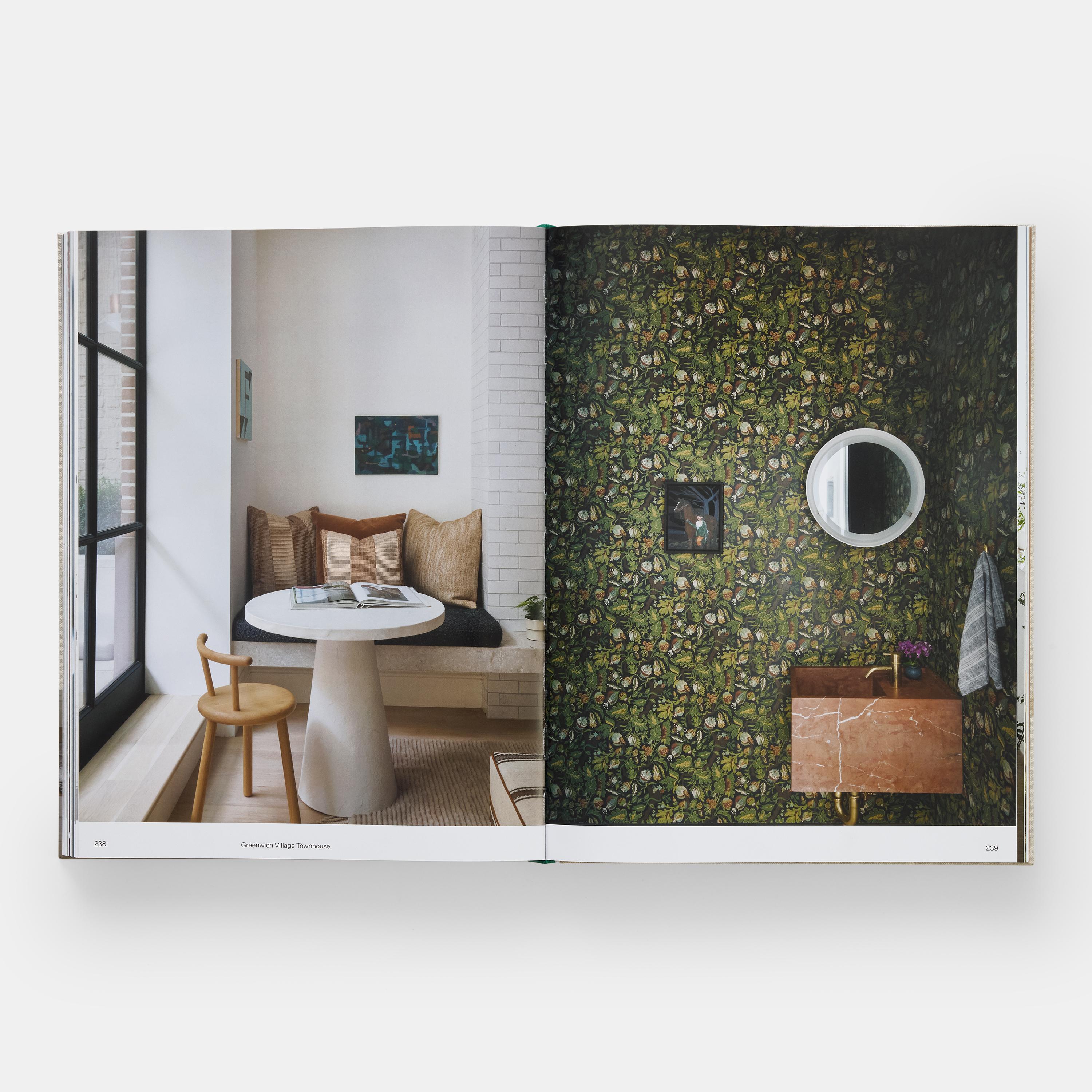 Elizabeth The Architects : The Collective Stories Neuf - En vente à New York, NY