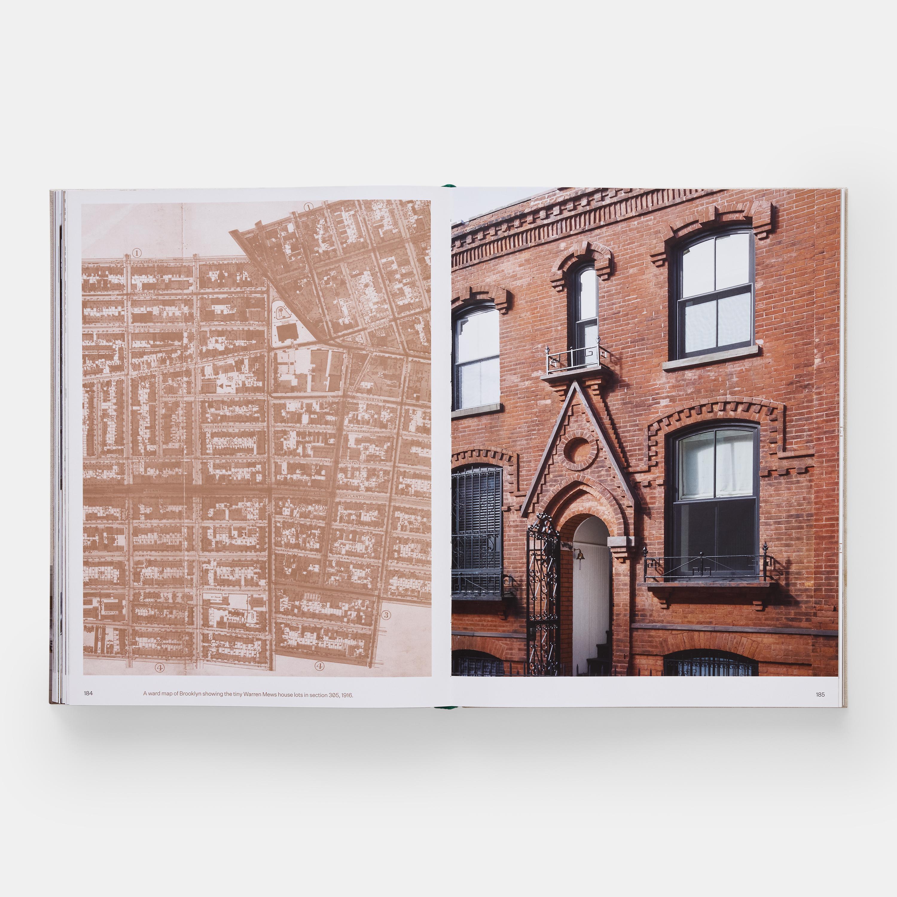Elizabeth The Architects : The Collective Stories en vente 1