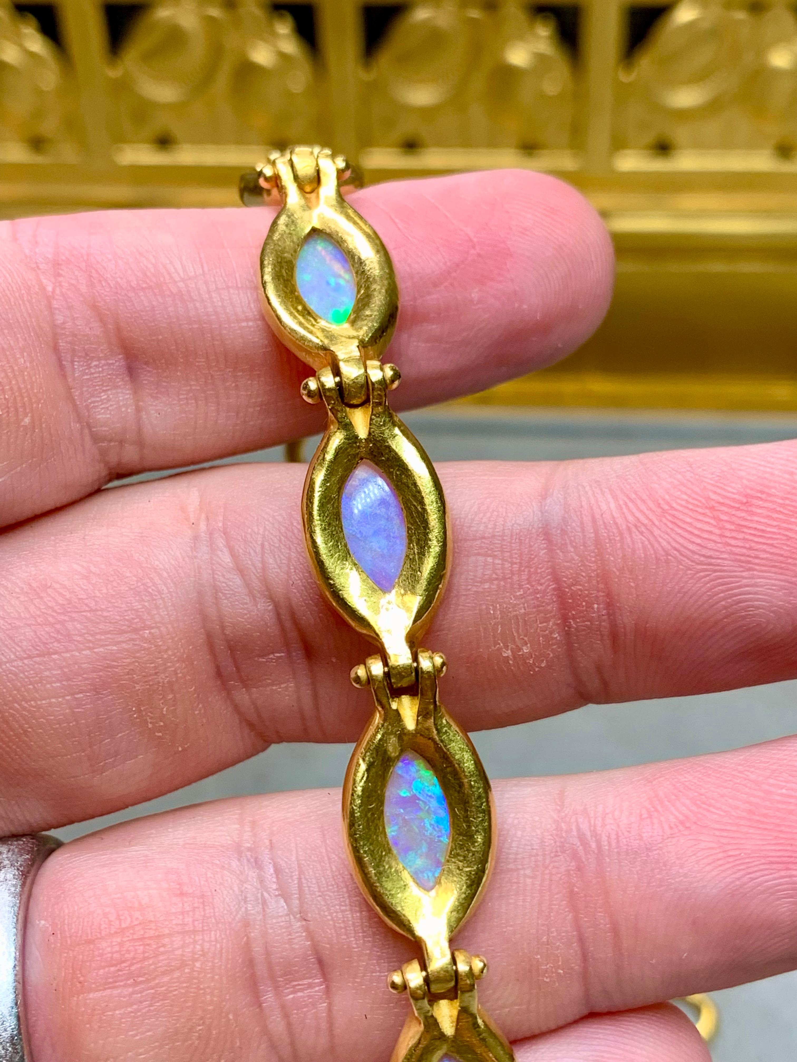 Elizabeth Taylor DARLENE De Sedle Oro 22K e Opale Suite di diamanti Christie's 2011 in vendita 3