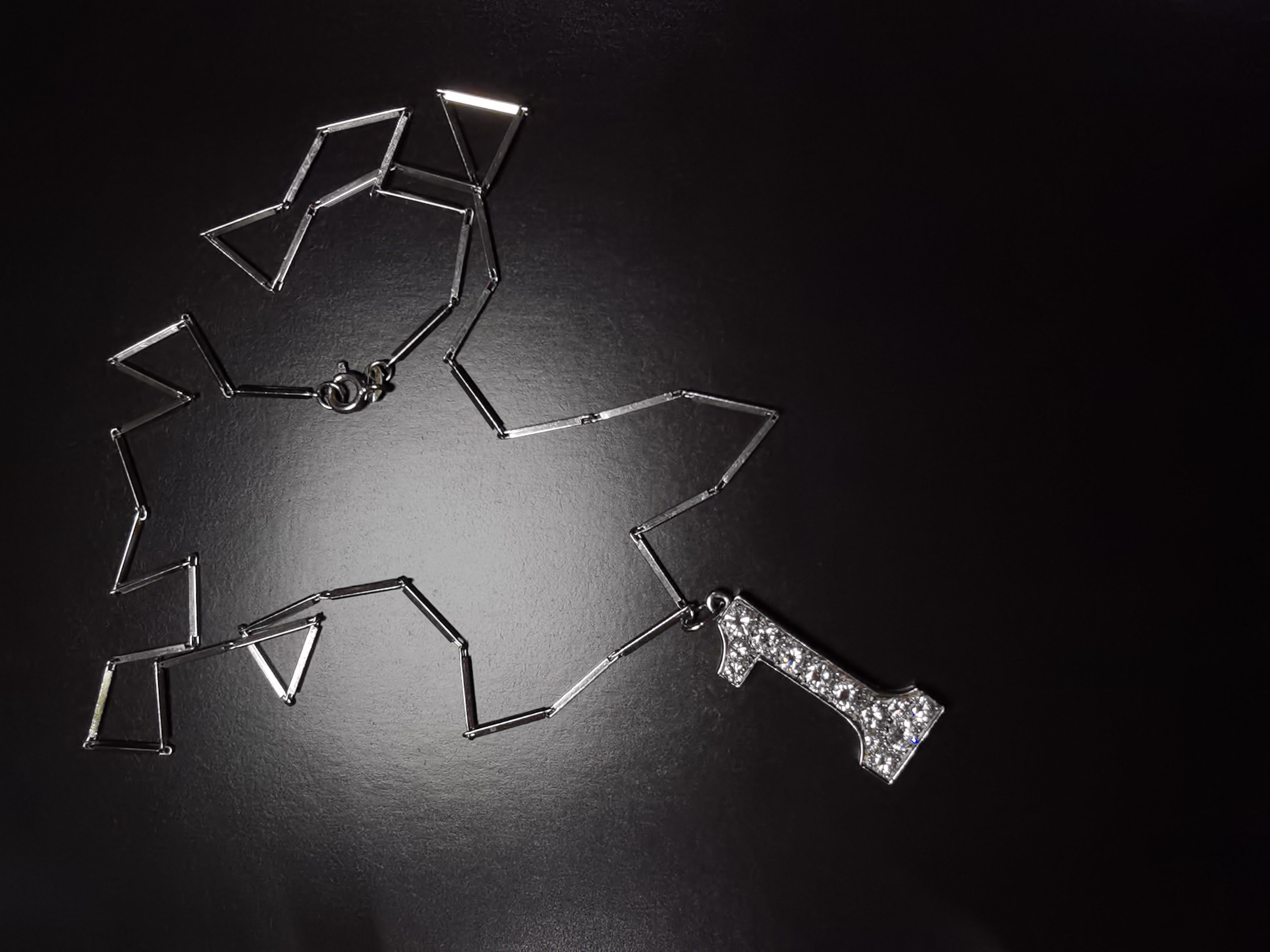 Elizabeth Taylors Diamant-Platin-Halskette mit Anhänger, Christie's 2011 Auktion im Angebot 3