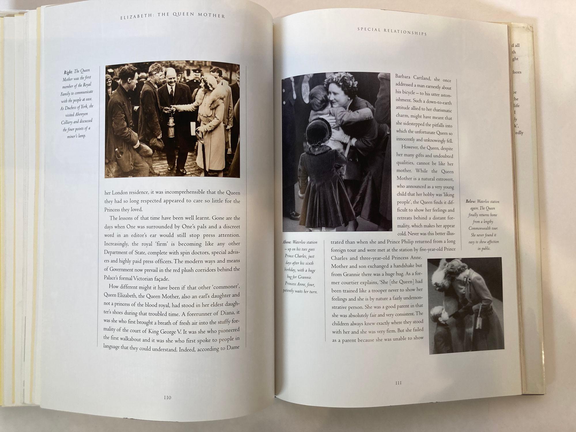 Elizabeth the Queen Mother : a Twentieth Century Life de Grania Forbes Hardcover en vente 5