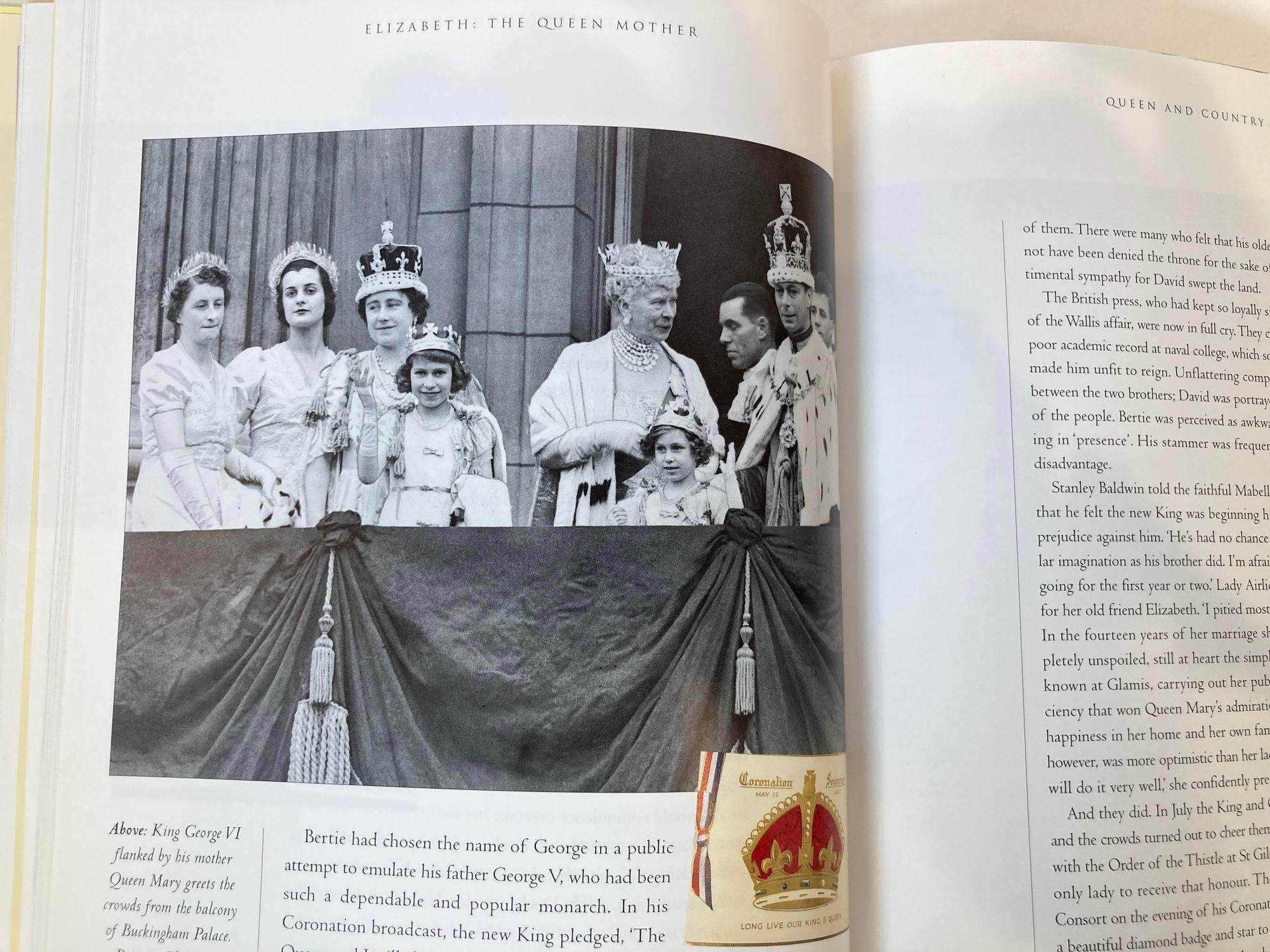 Elizabeth the Queen Mother : a Twentieth Century Life by Grania Forbes Hardcover For Sale 2