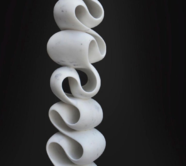 Script: Column 9 - Contemporary Sculpture by Elizabeth Turk