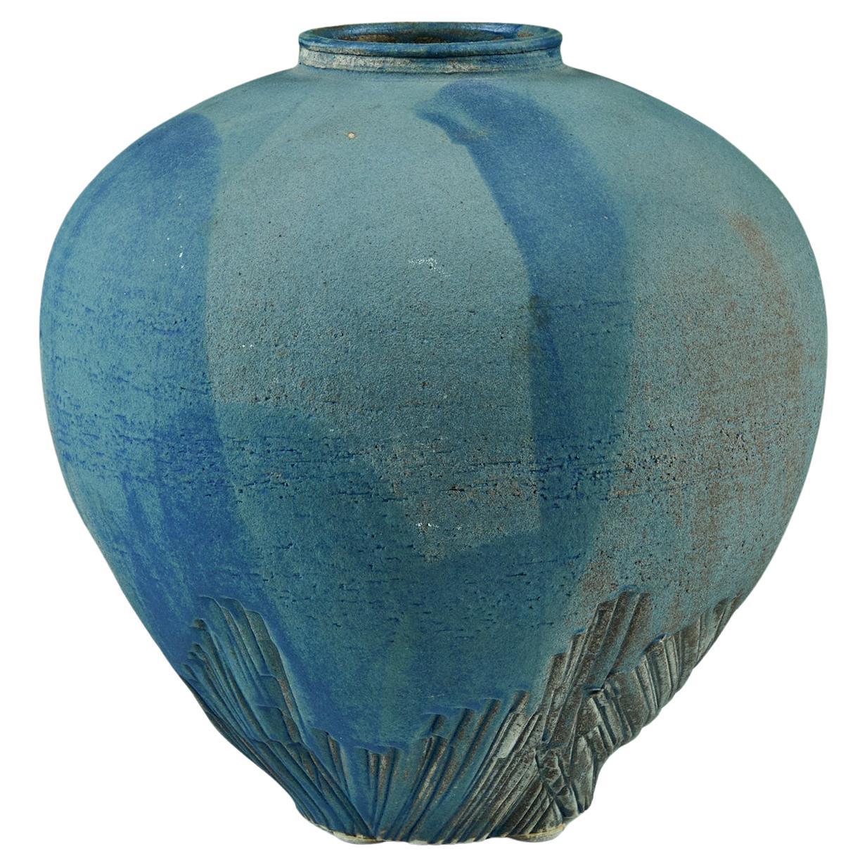 Vaso conico smaltato blu Elizabeth Woolrych in vendita