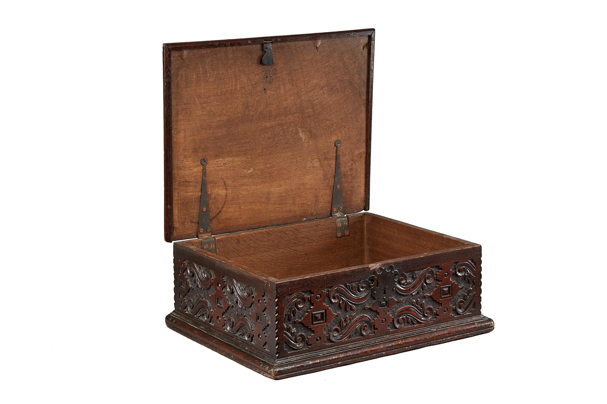 British Elizabethan / James I Oak Document Box, English, circa 1600-1620