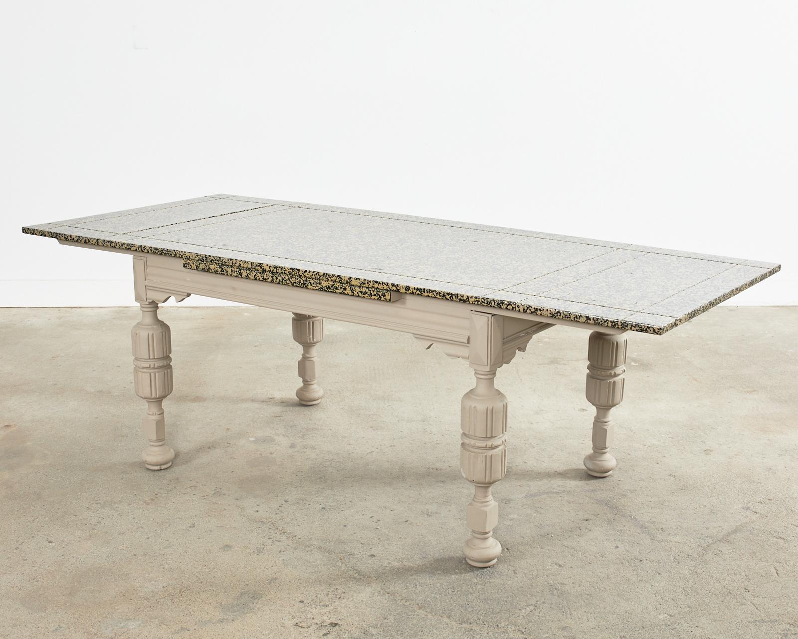 Elizabethan Style Dining Table Speckled by Artist Ira Yeager In Good Condition For Sale In Rio Vista, CA