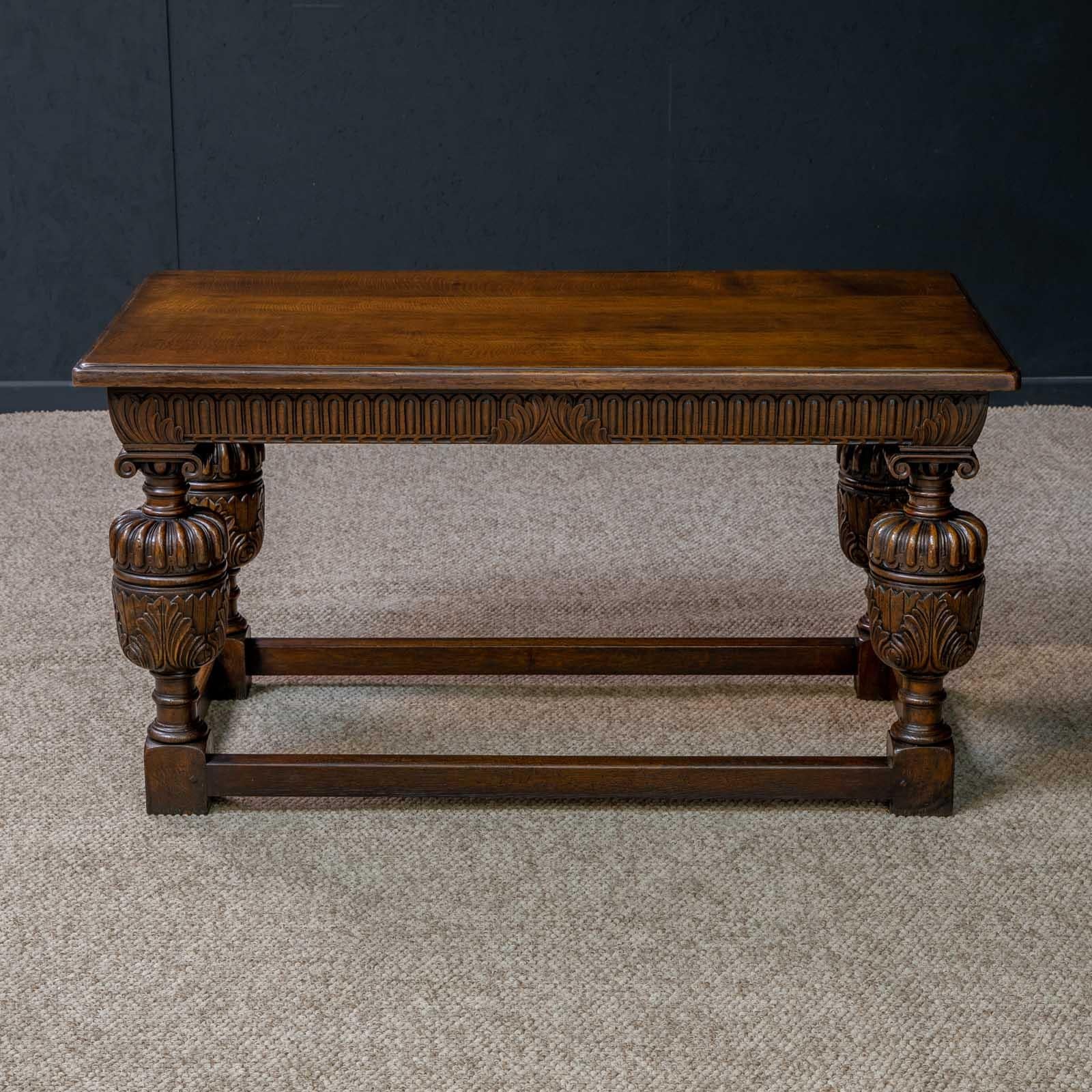 Elizabethan Style Oak Refectory Table In Good Condition In Manchester, GB