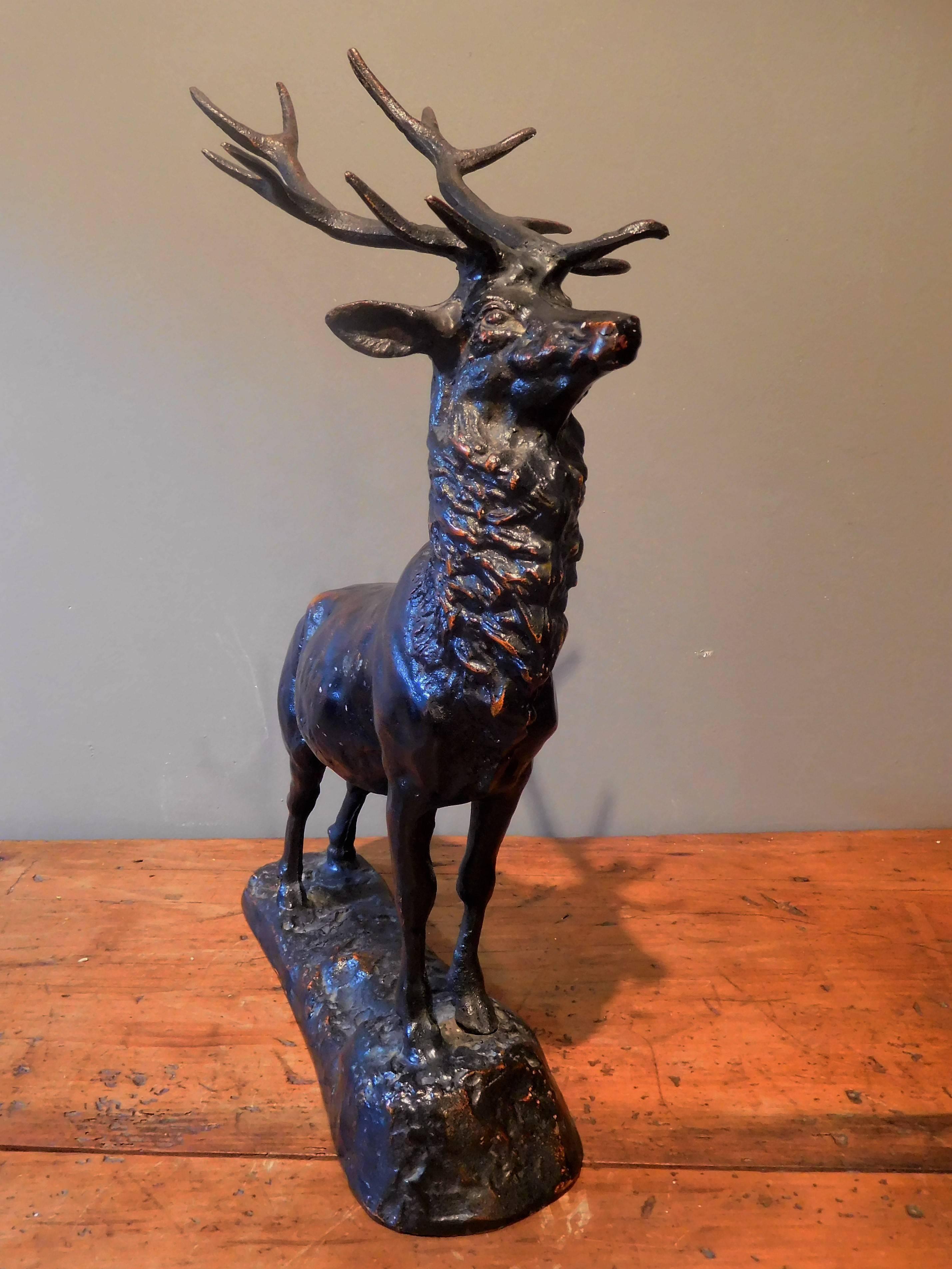 American Elk Adirondack Lodge Table-Top Sculpture in Heavy Zinc Alloy, Mid-20th Century For Sale