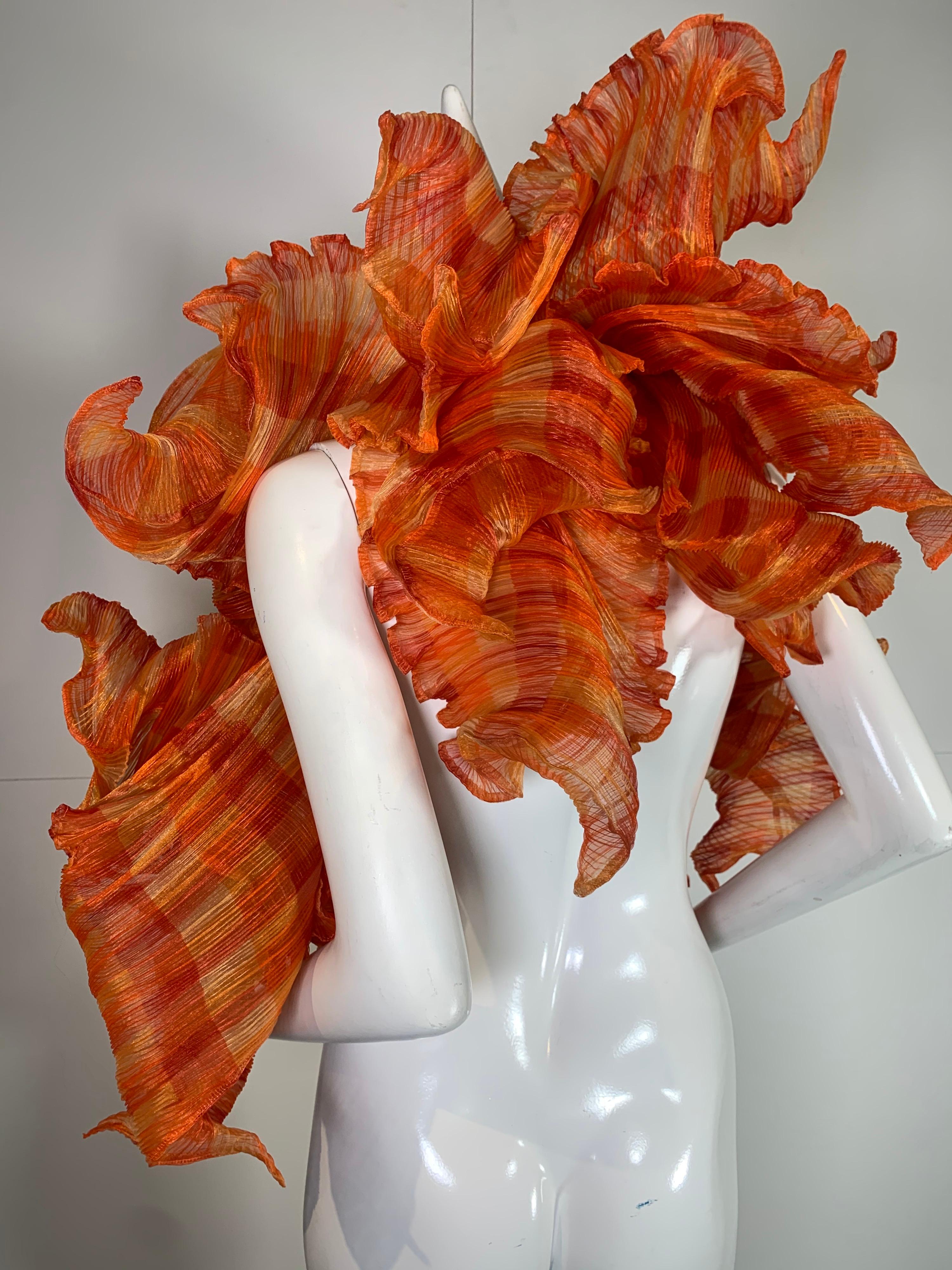 Elke Walter Plissierte Flammende Avantgarde Wickel Boa / Bolero 3