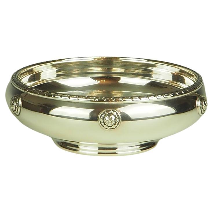 Cuenco de plata Elkington Arts & Crafts