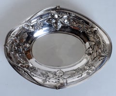 Elkington & Co Heavy Silver Plated Oblong Shaped Sided Cake Basket c1906