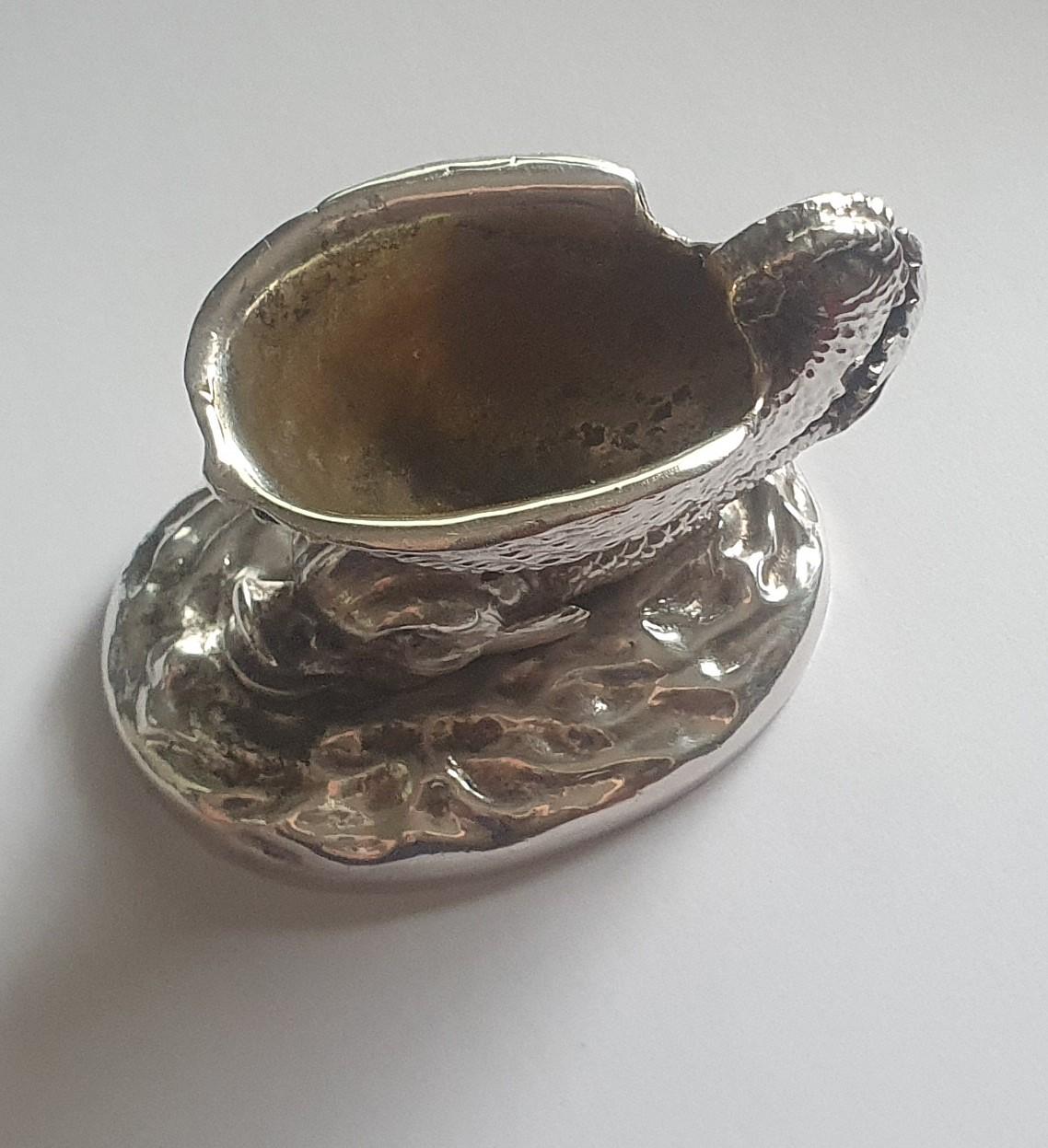 Elkington & Co Silver Plated Dolphin & Shell Salt Cellar with Silver Gilt lining For Sale 5