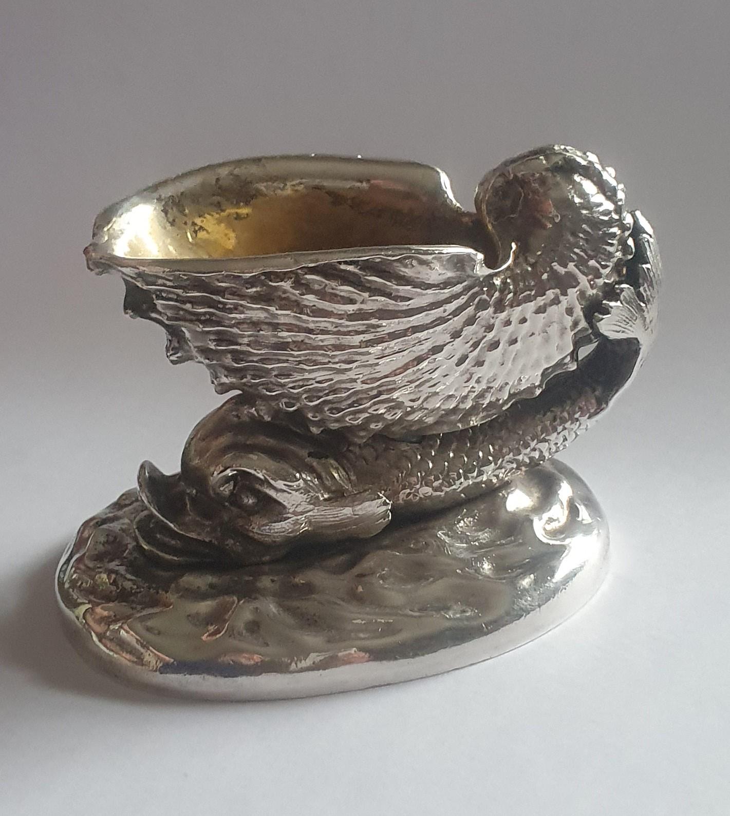 Elkington & Co Silver Plated Dolphin & Shell Salt Cellar with Silver Gilt lining For Sale 7