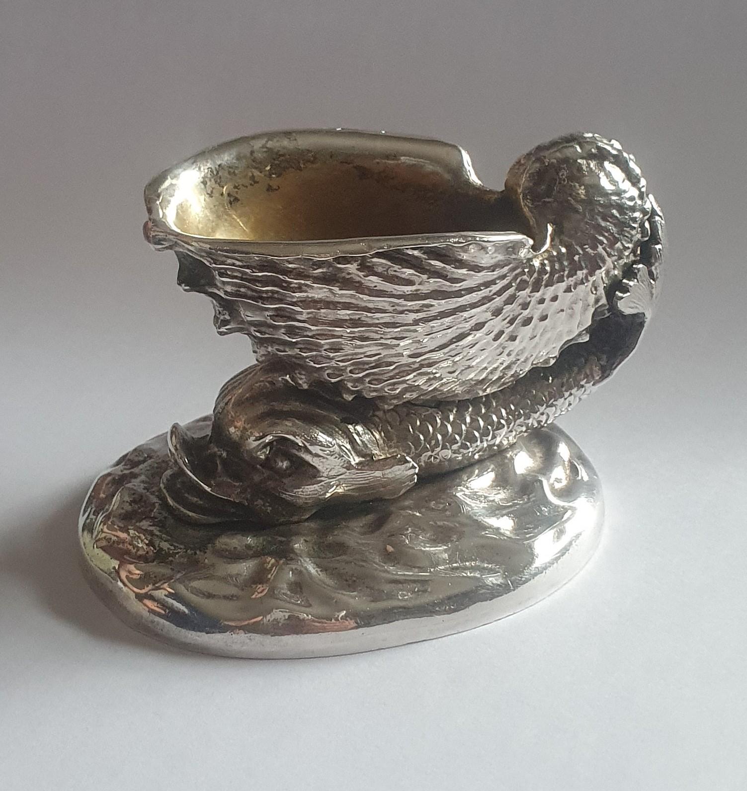 Elkington & Co Silver Plated Dolphin & Shell Salt Cellar with Silver Gilt lining For Sale 1