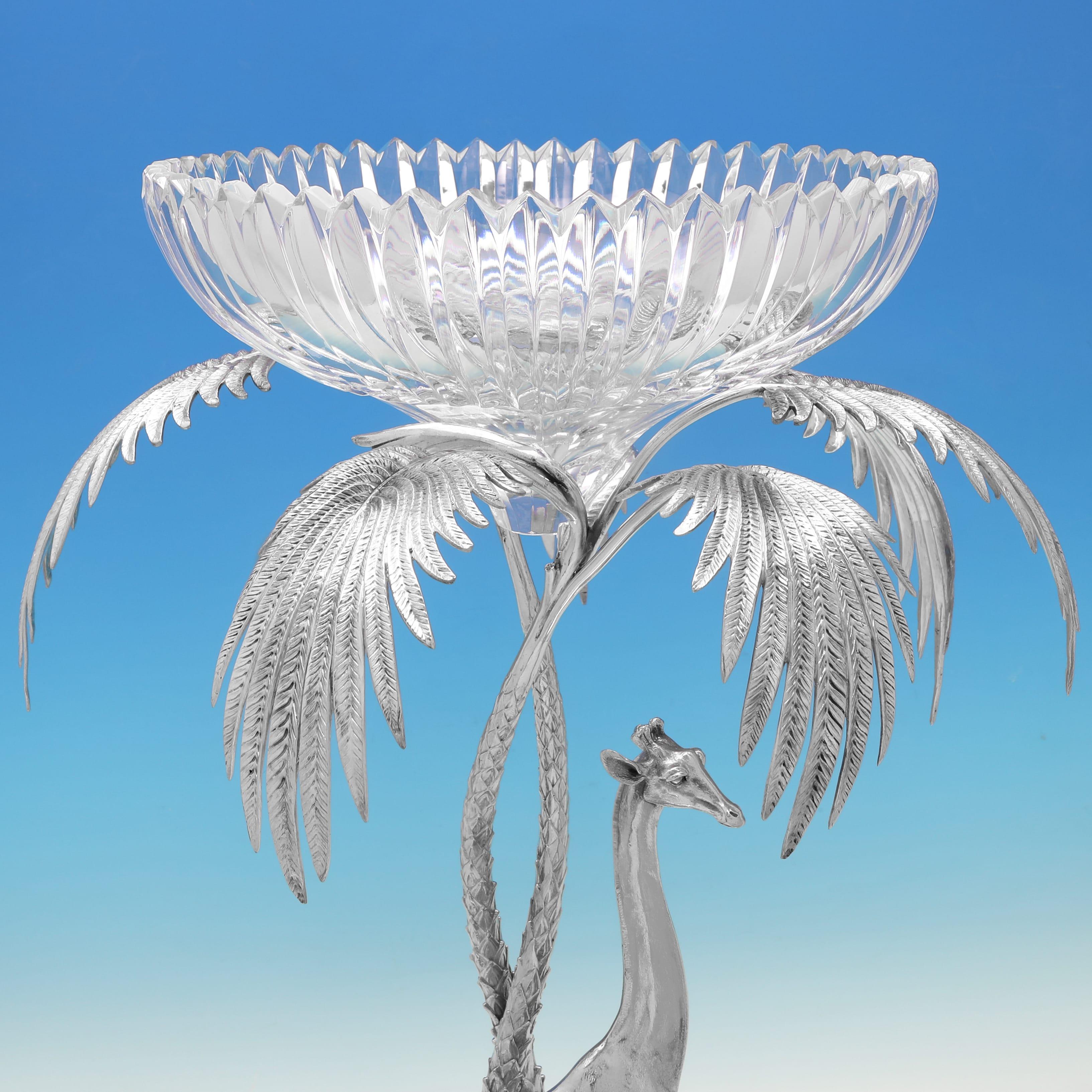 Late 19th Century Elkington naturalistic giraffe and palm tree centrepiece made in 1884 For Sale