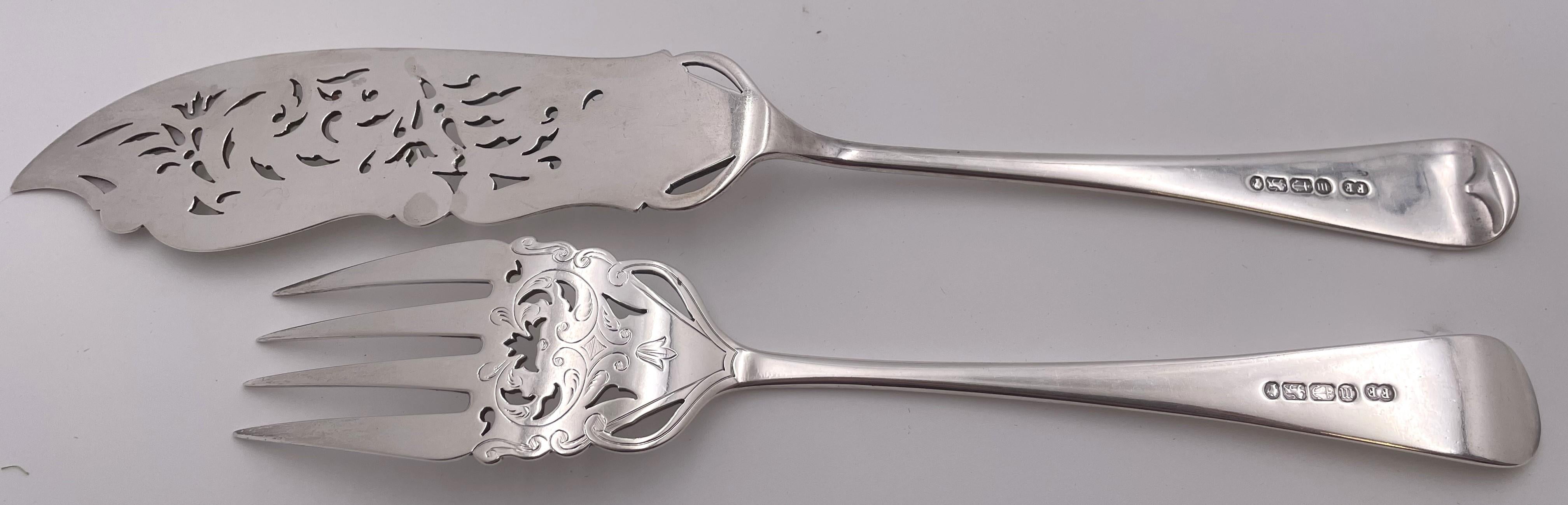 Argento Set di 2 piatti da pesce vittoriani in argento Sterling Elkington del 1886 in vendita