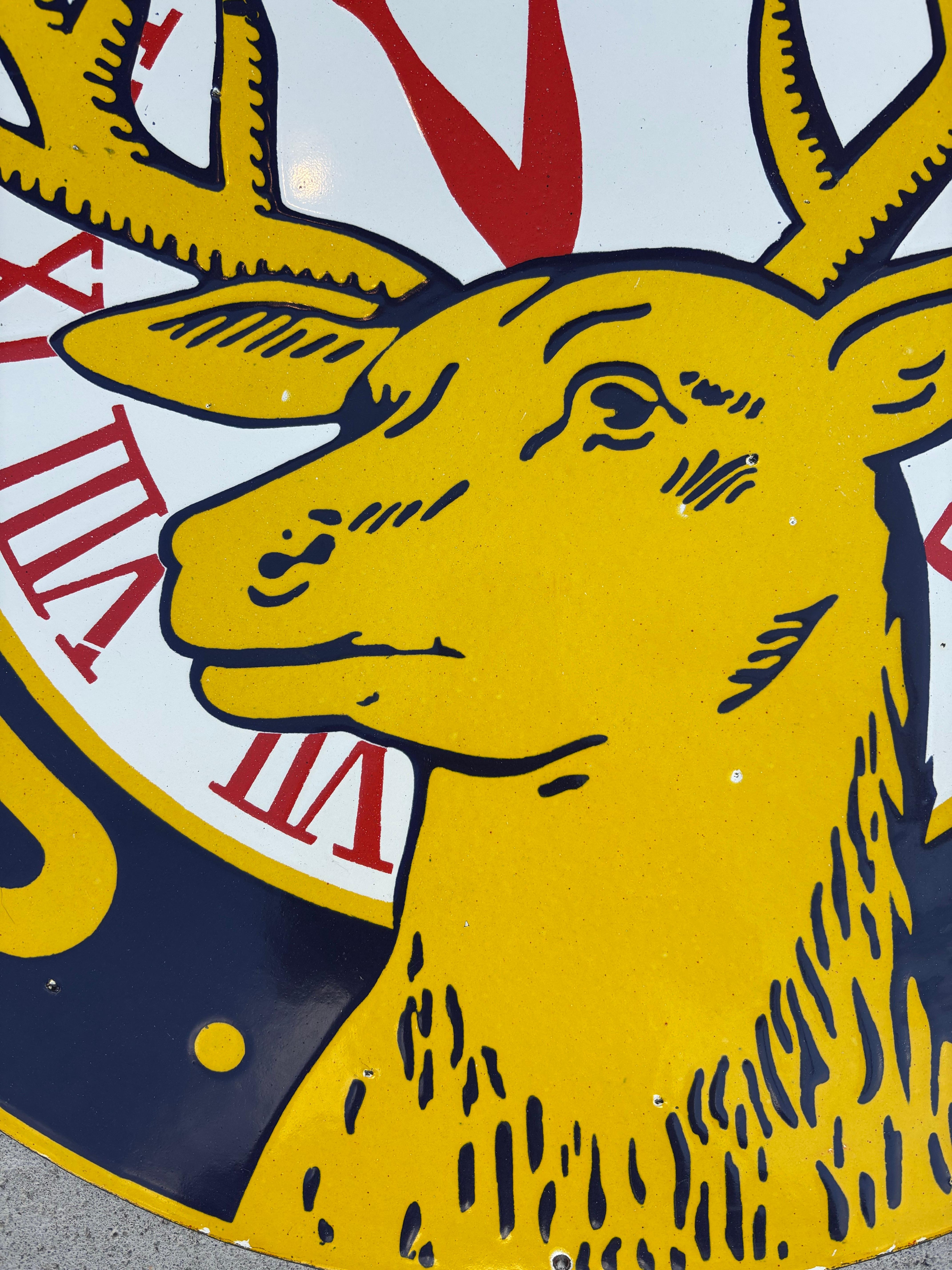 Panneau en émail 2 faces du club des élans B.P.A. B. Bon état - En vente à Philadelphia, PA