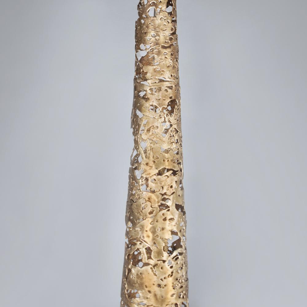 Lámpara de pie Ella de bronce macizo en Nuevo estado para la venta en Paris, FR