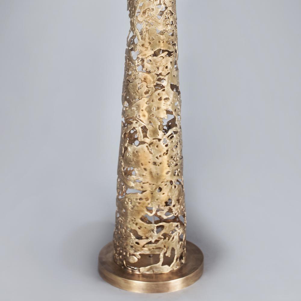 Lámpara de pie Ella de bronce macizo Siglo XXI y contemporáneo en venta