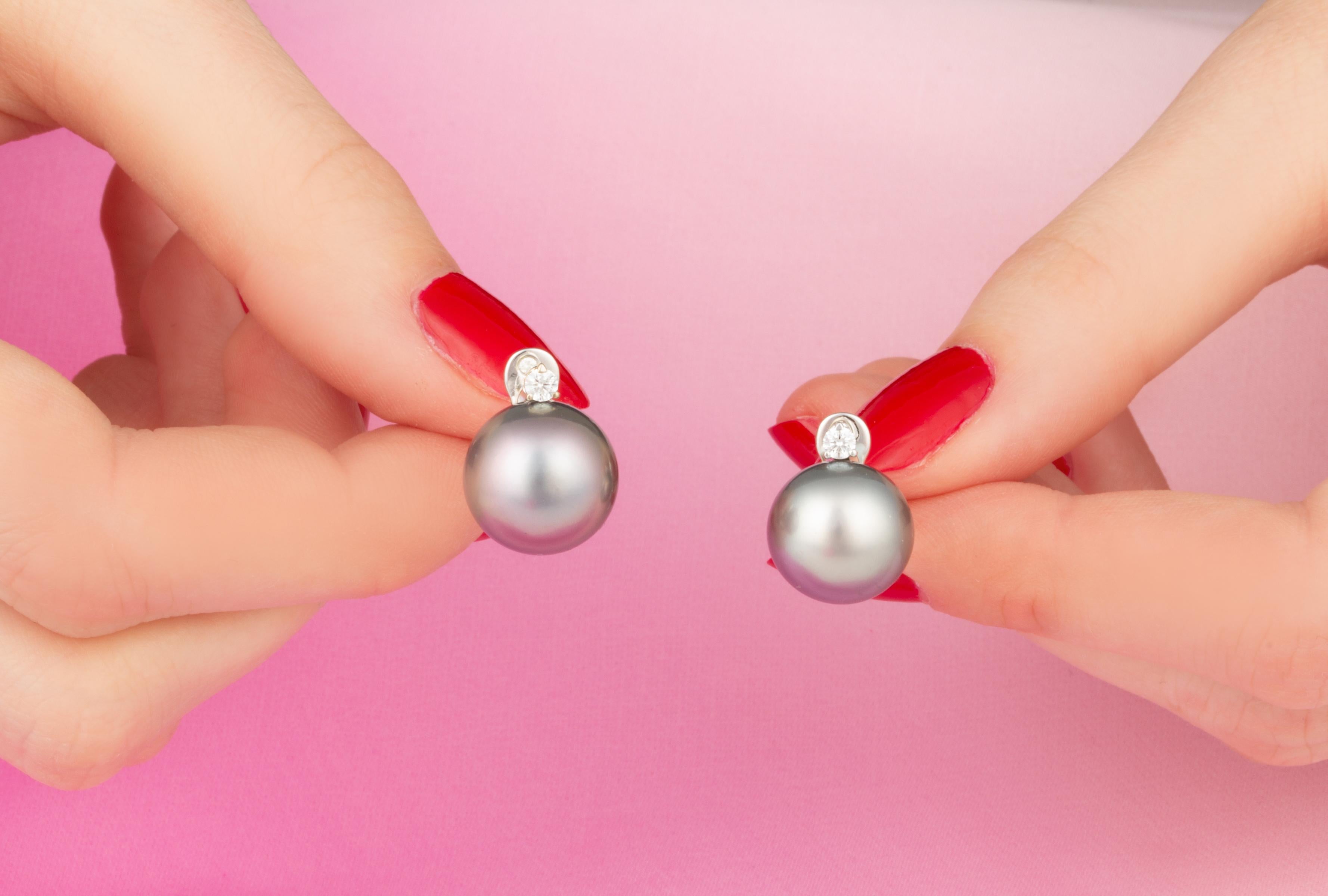 freshwater pearl stud earrings