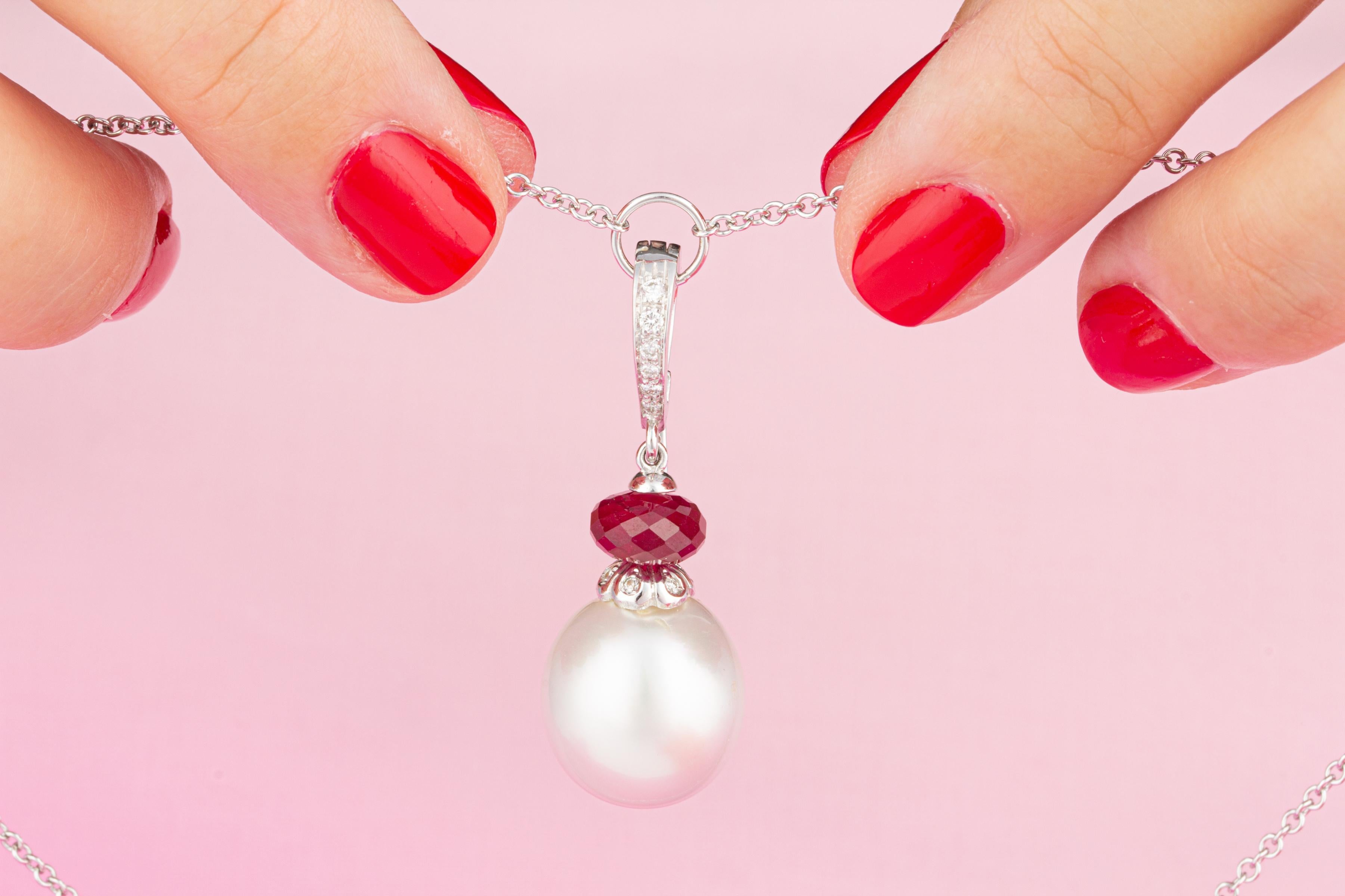 Ella Gafter Pearl Diamond Pendant In New Condition For Sale In New York, NY