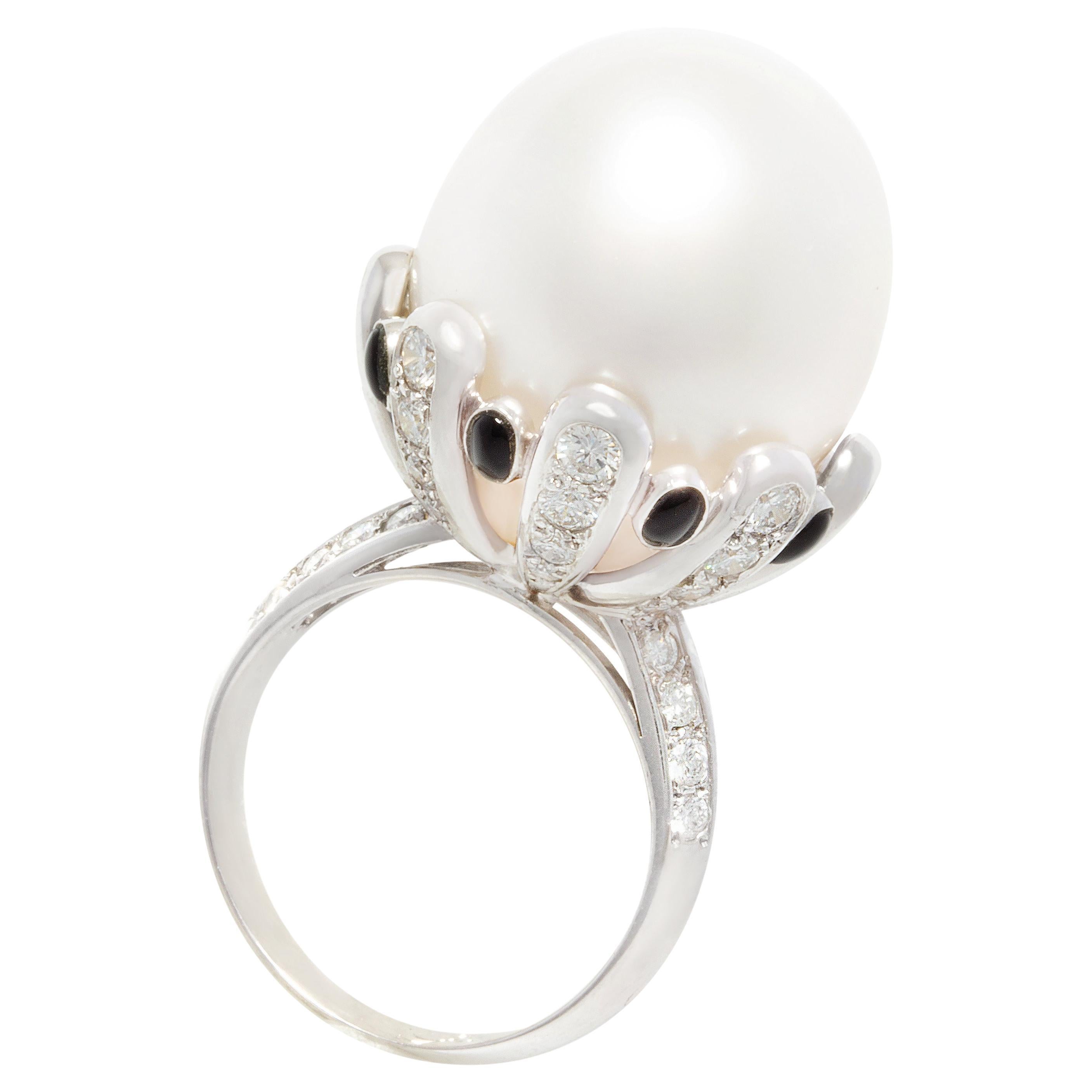 Ella Gafter Art Déco style 17mm Pearl Onyx Ring For Sale