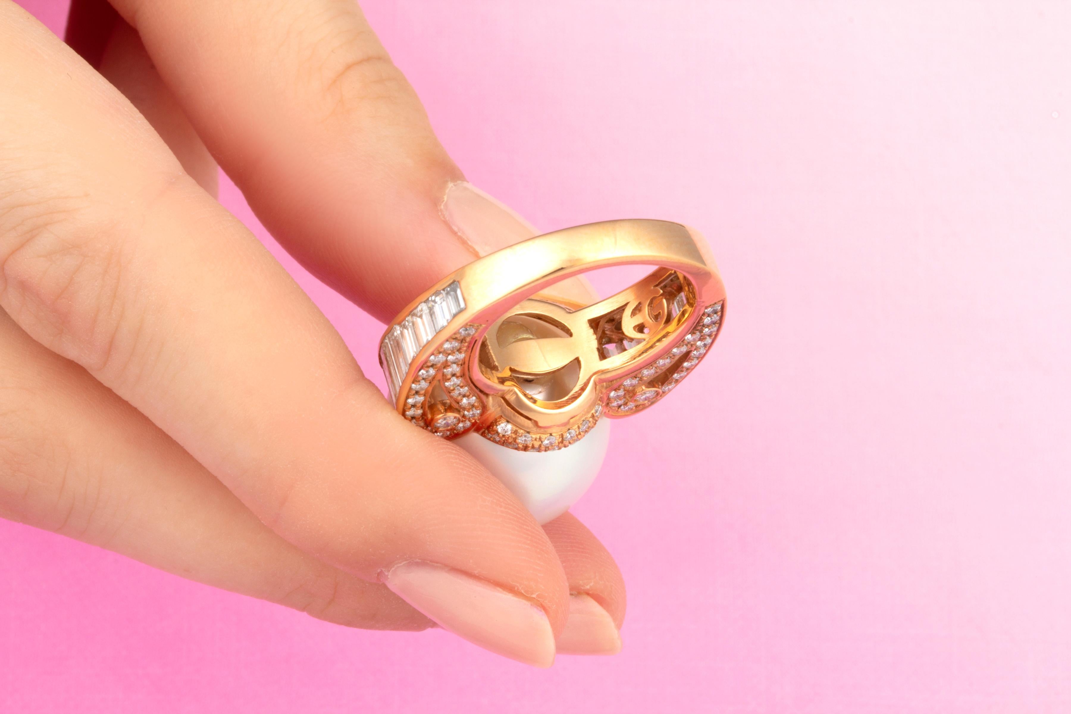 South Sea Pearl 18.5mm Diamond Pink Gold Cocktail Ring Design by Ella Gafter In New Condition For Sale In New York, NY