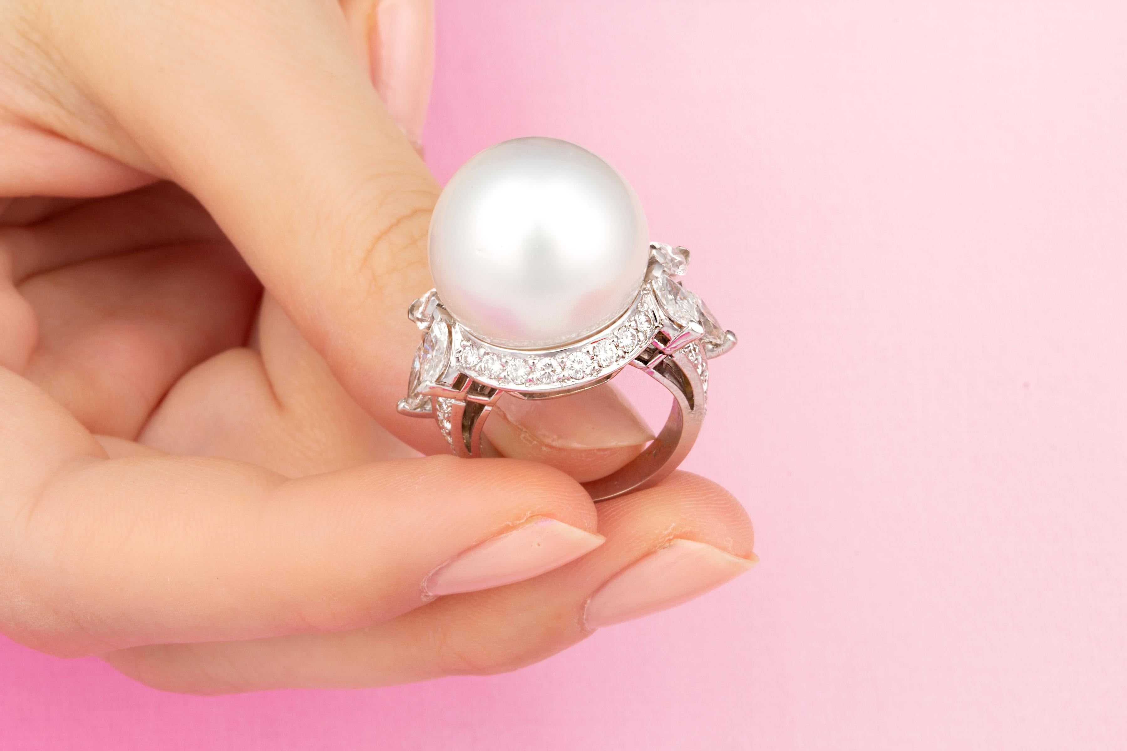 Ella Gafter 18mm South Sea Pearl Diamond Cocktail Ring In New Condition For Sale In New York, NY