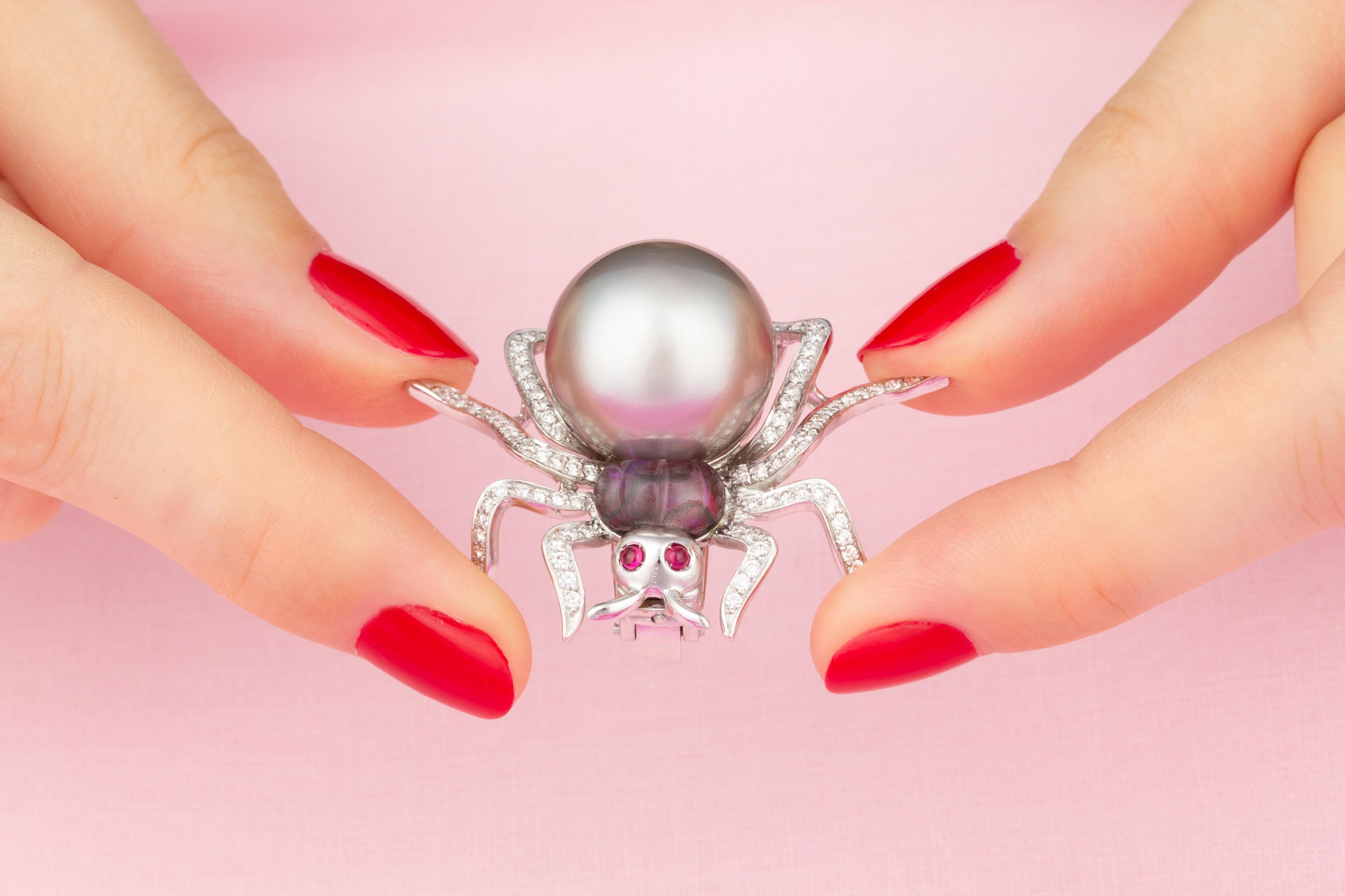 Artist Ella Gafter 18mm Tahitian Pearl Diamond Spider Brooch Pin For Sale