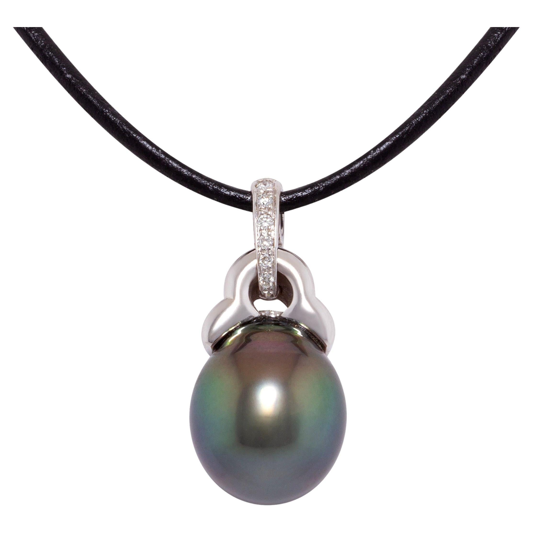 Ella Gafter Black Pearl Diamond Pendant Necklace For Sale