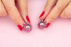 Gemelli con perle di Tahiti e rubini in oro 18k Design di Ella Gafter