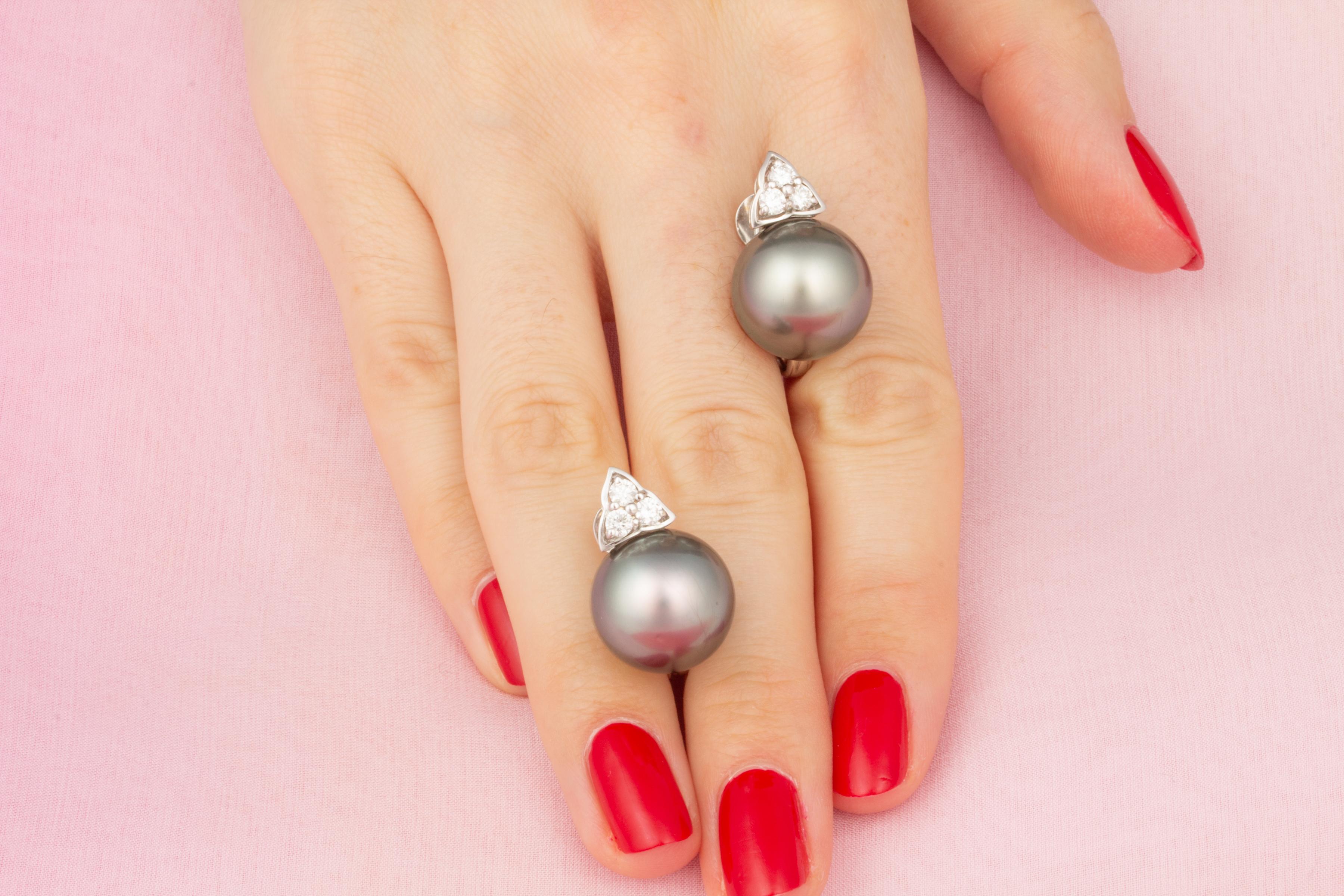 Ella Gafter Schwarze Tahiti-Perlen- und Diamant-Ohrclips im Zustand „Neu“ im Angebot in New York, NY